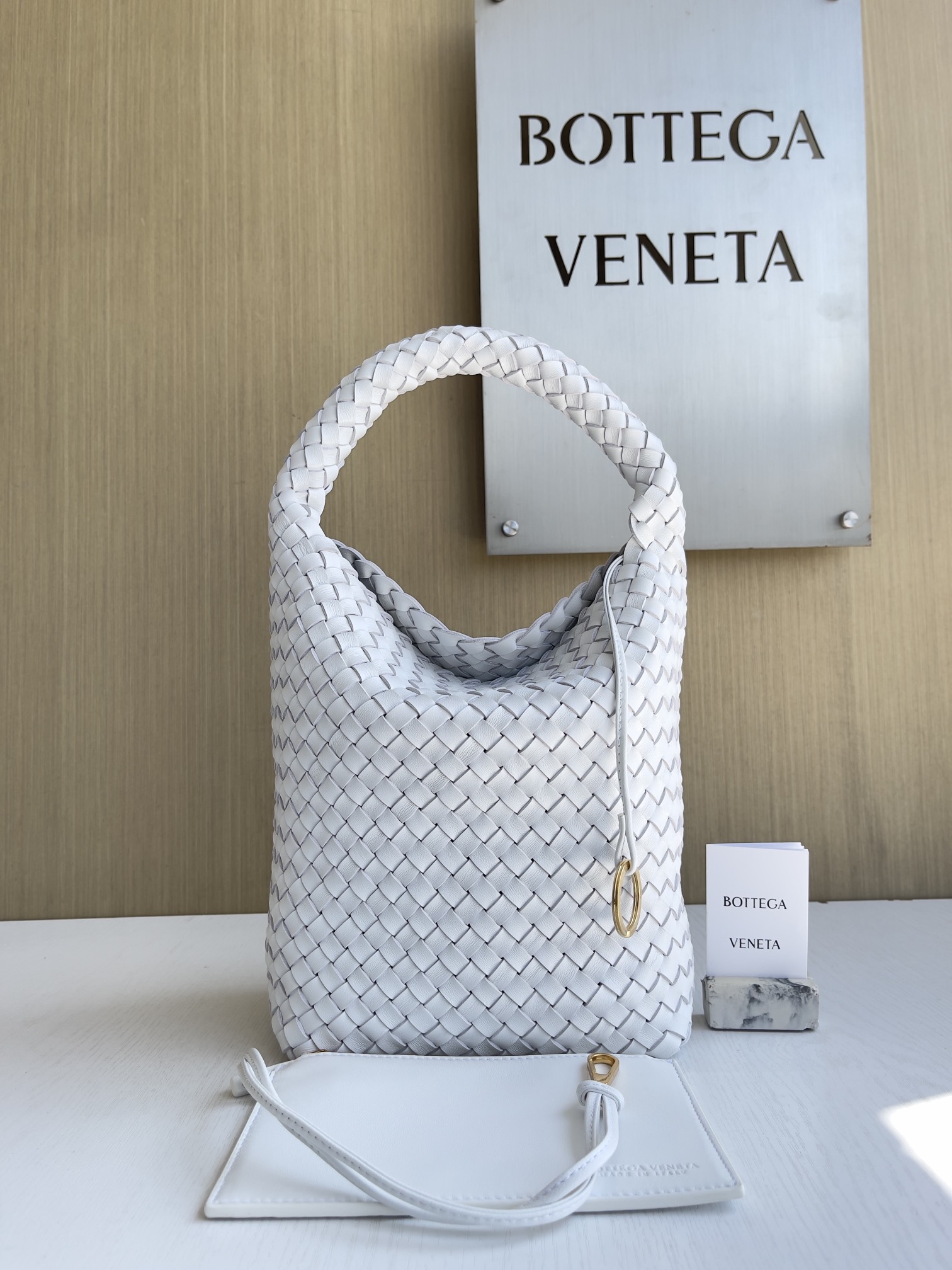 보테가베네타 Bottega Veneta 버킷 백 753172