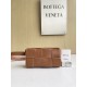 보테가베네타 Bottega Veneta Cassette Belt Bag 738000