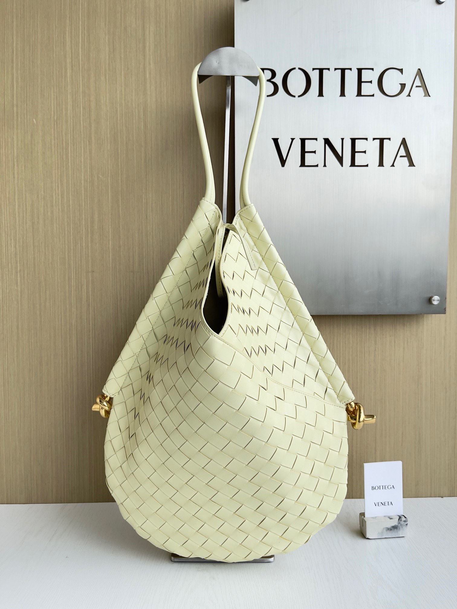 보테가베네타 Bottega Veneta Solstice 740990