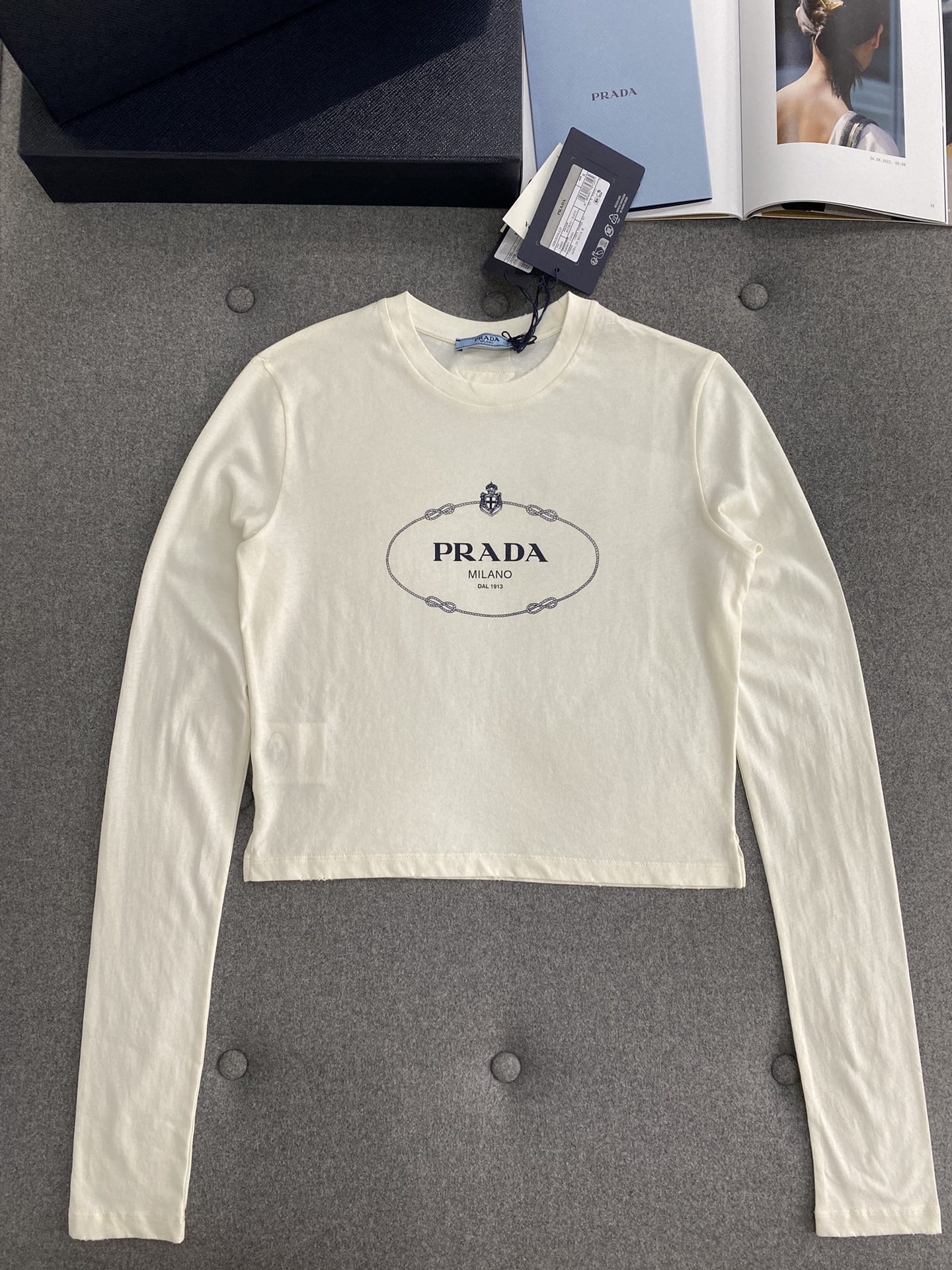 프라다 Prada 긴팔  티셔츠