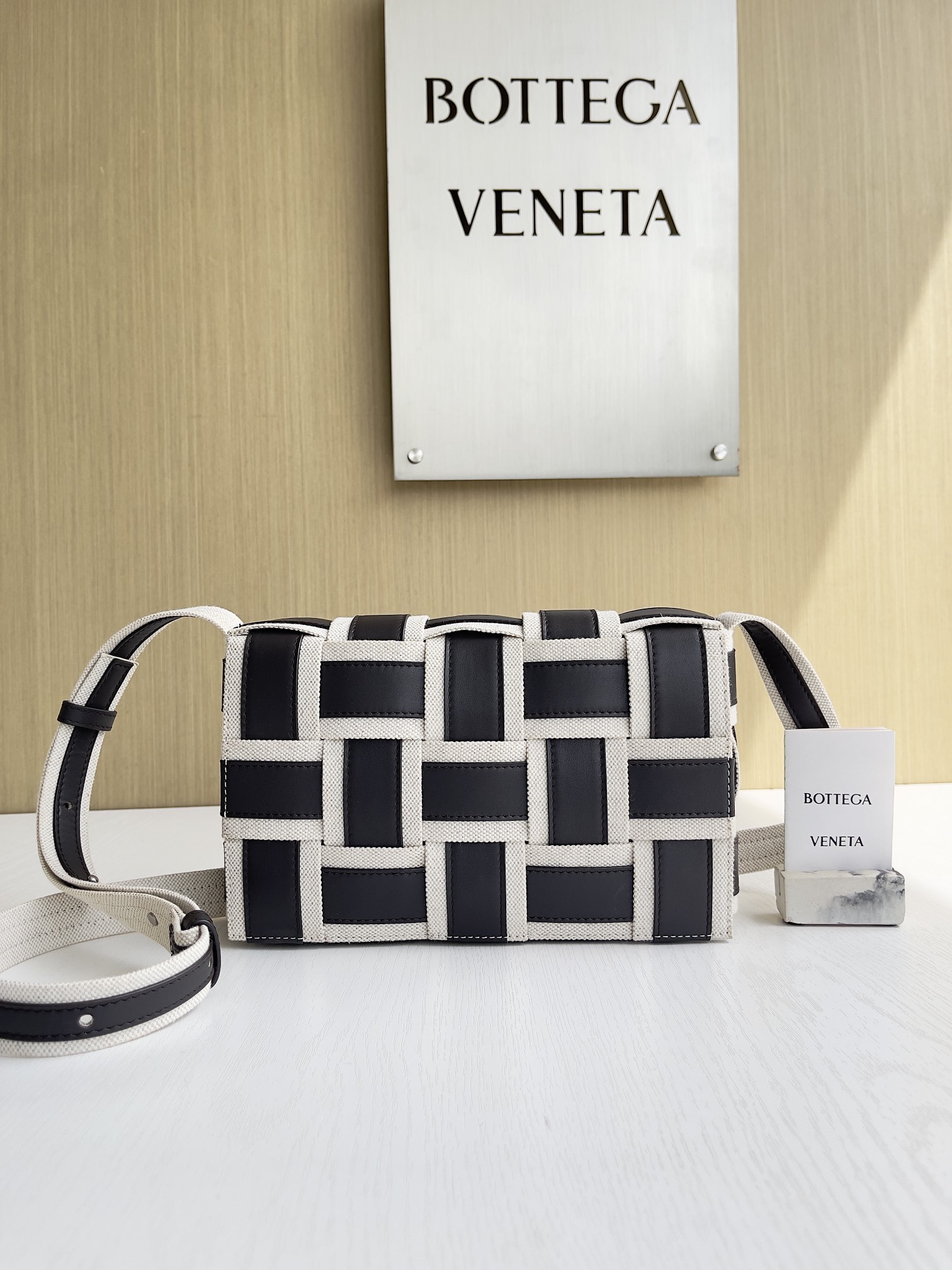보테가 베네타 Bottega Veneta Cassette  755217