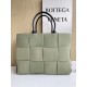 보테가베네타 Bottega Veneta Arco Tote 718401