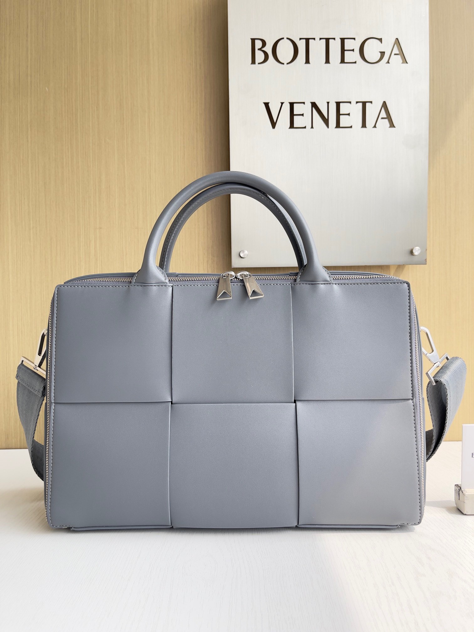 보테가베네타 Bottega Veneta 서류가방 680120