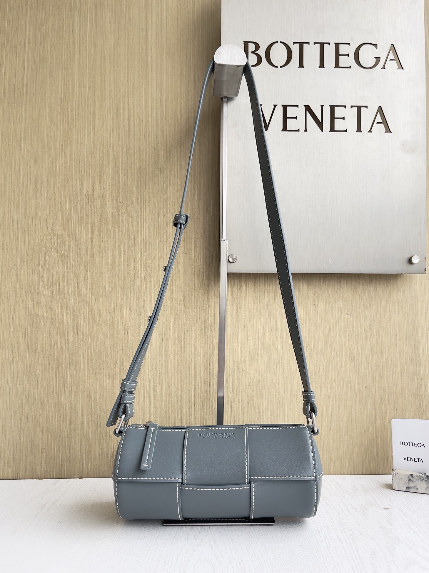 보테가베네타 Bottega Veneta 버킷 백 741651
