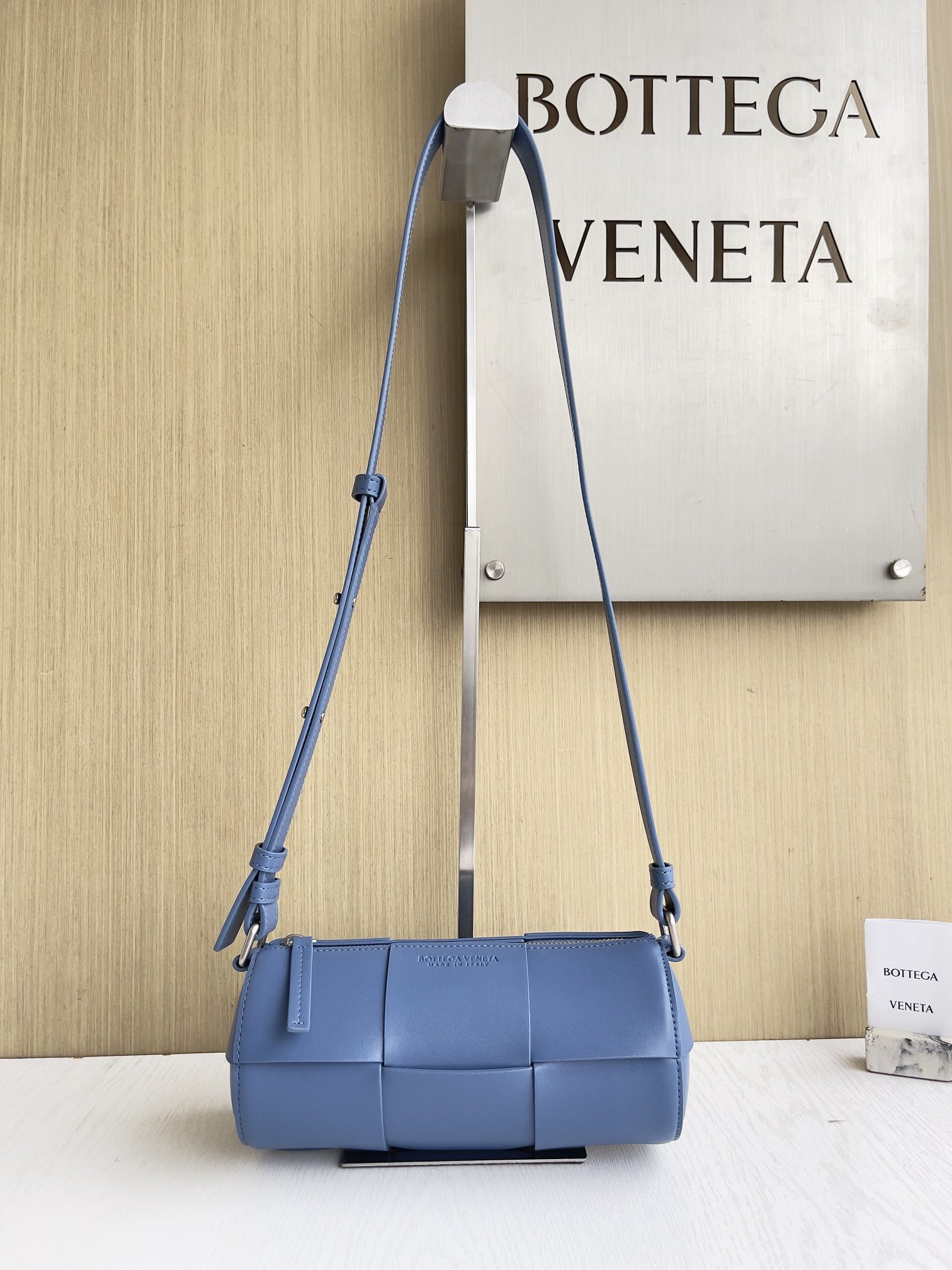 보테가베네타 Bottega Veneta 버킷 백 741651
