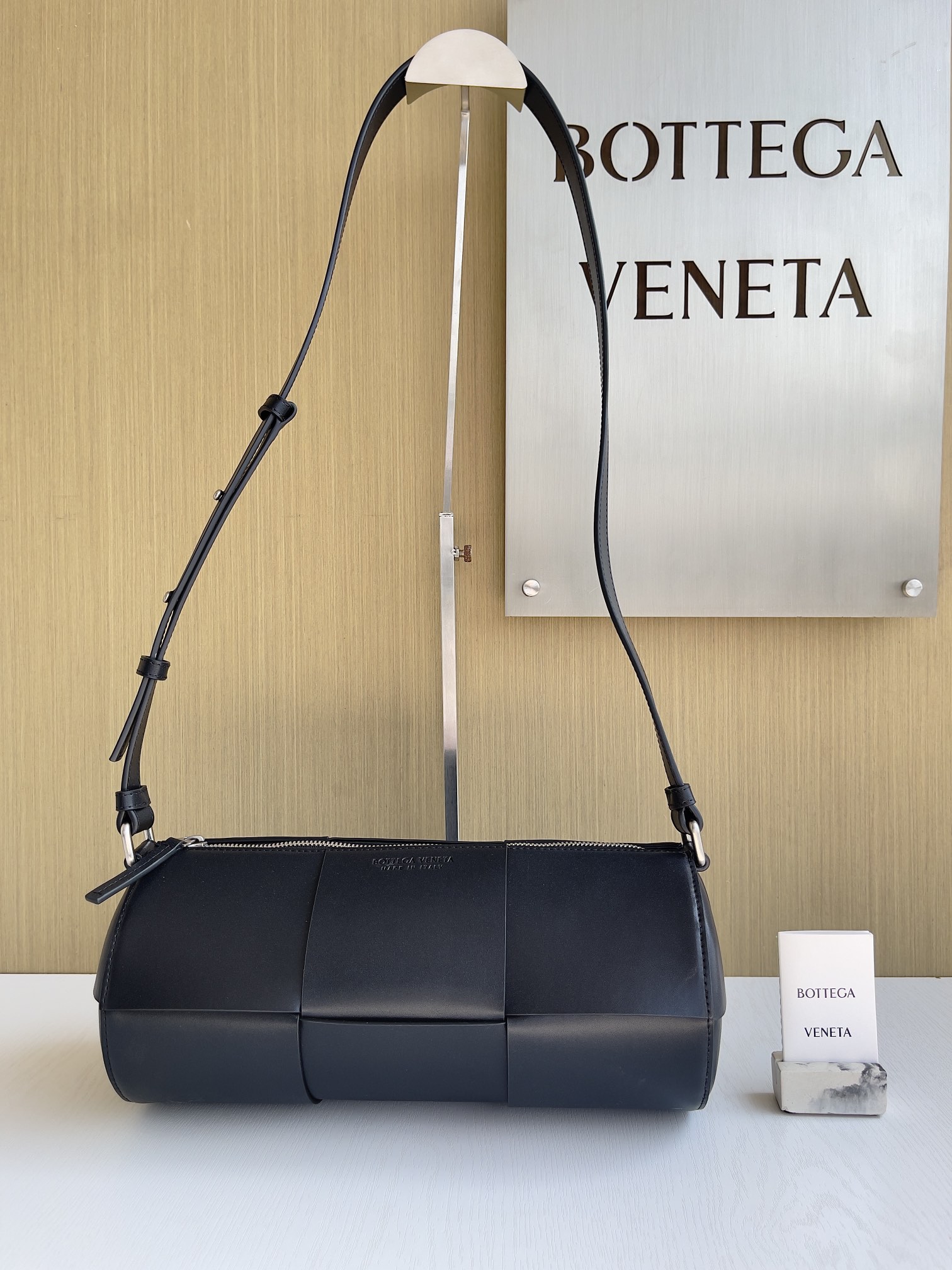 보테가베네타 Bottega Veneta Medium Canette 741562