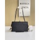 보테가베네타 Bottega Veneta Trio Pouch on Strap 717435 25cm