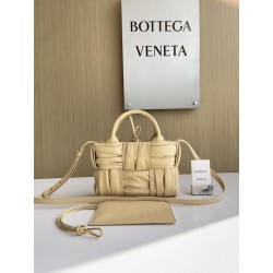 보테가베네타 Bottega Veneta Candy Arco 토트 백 729029