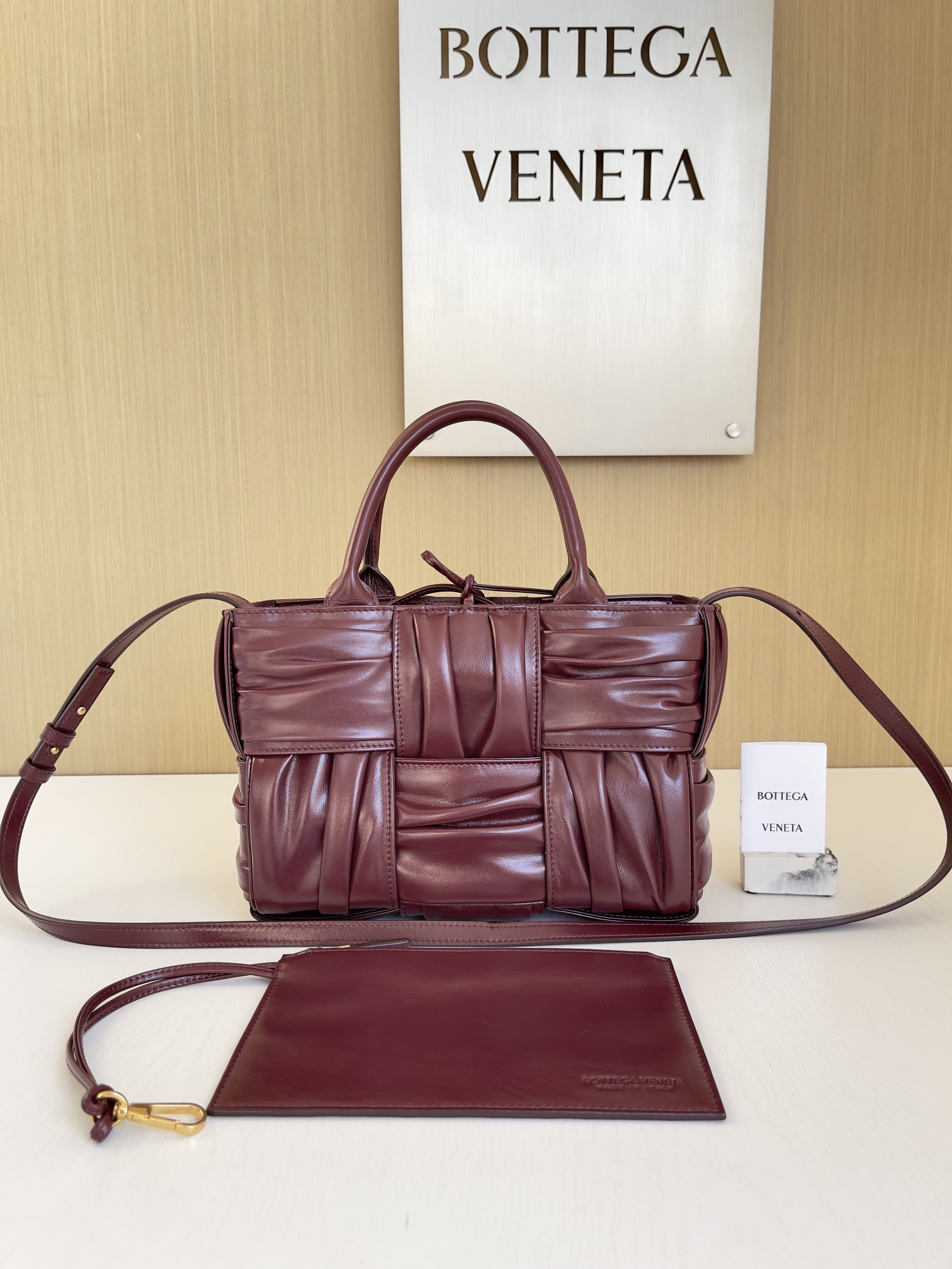 보테가베네타 Bottega Veneta MINI Arco 토트 백 729042
