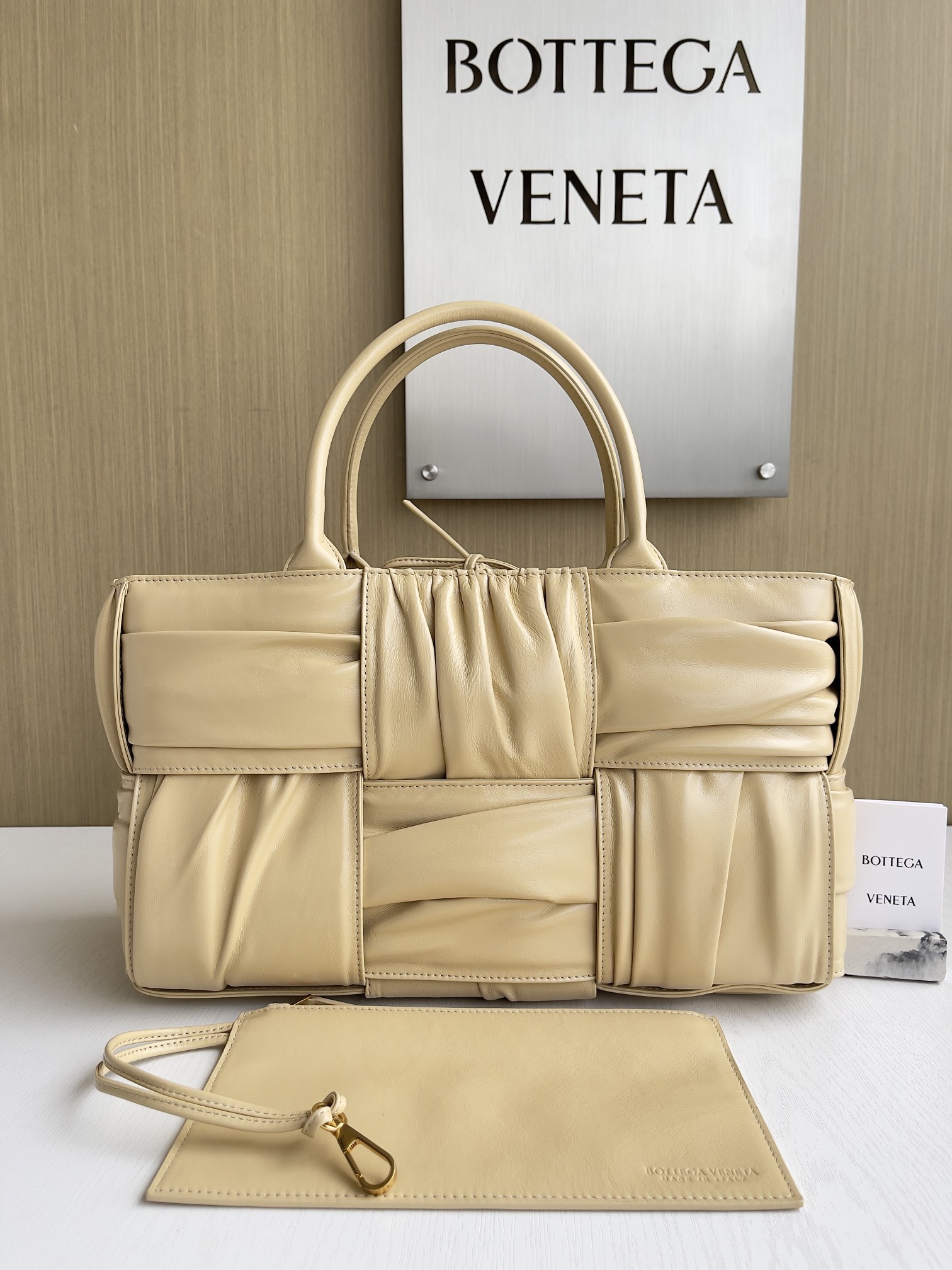 보테가베네타 Bottega Veneta Arco Tote 토트 백 729043