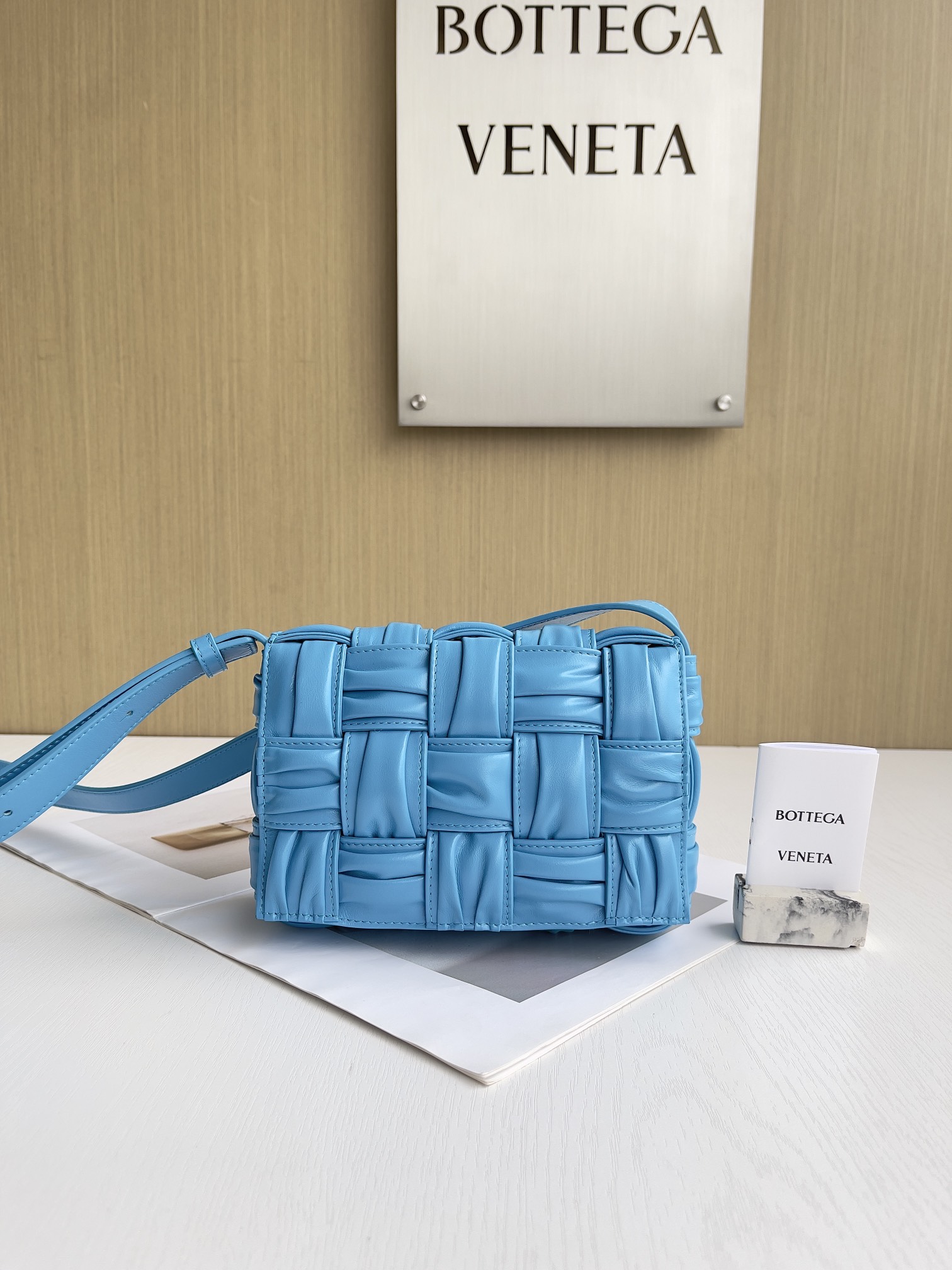 보테가베네타 Bottega Veneta Cassette 크로스 백 736253