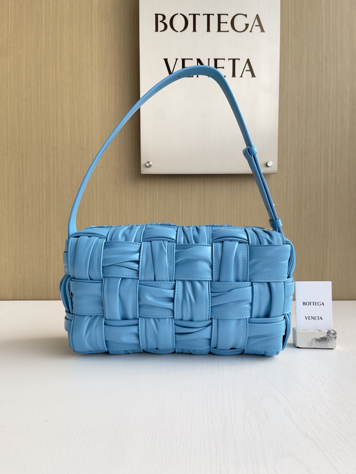 보테가베네타 Bottega Veneta Brick Cassette 717090
