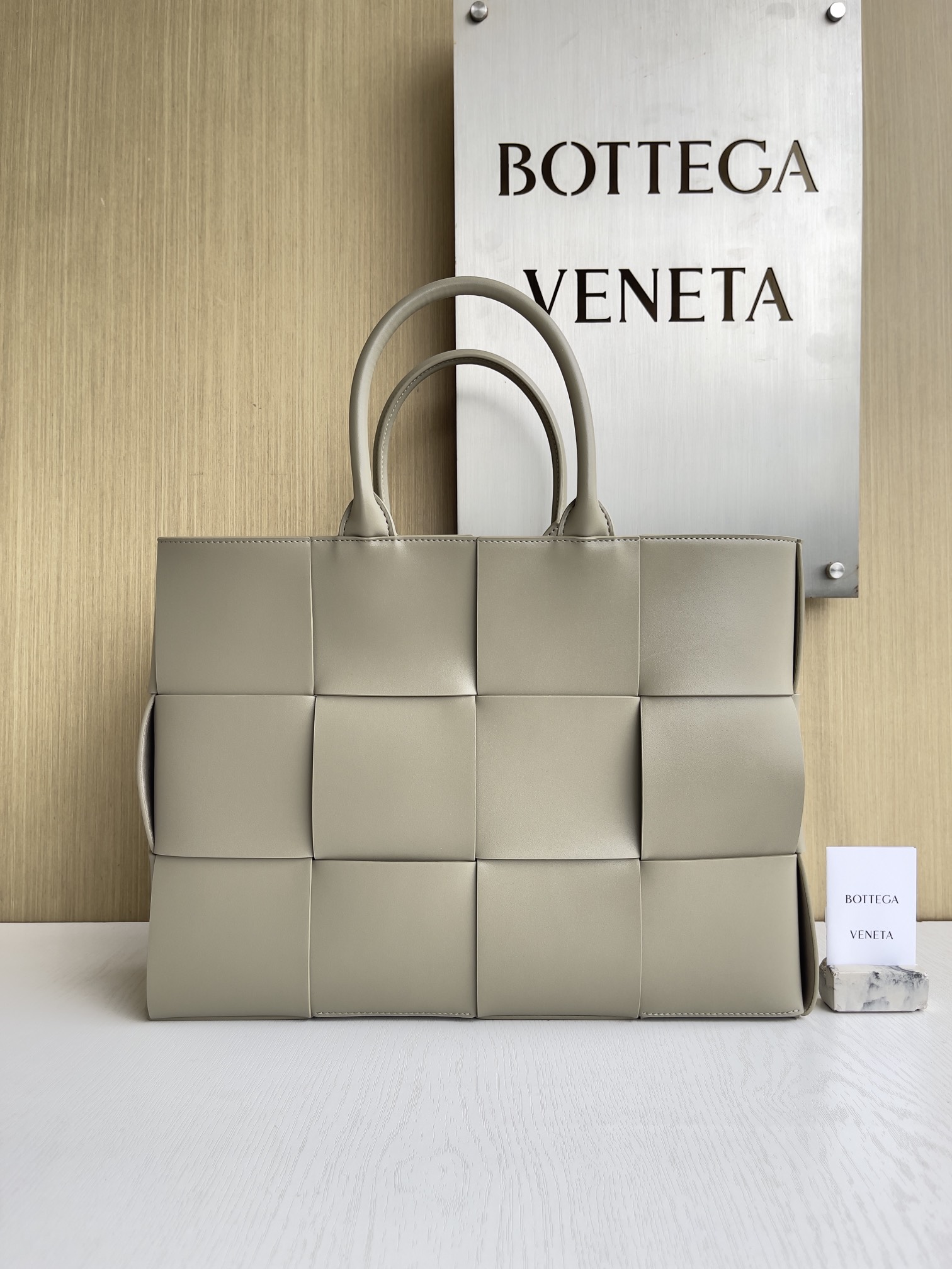 보테가베네타 Bottega Veneta Arco Tote 토트 백 729244