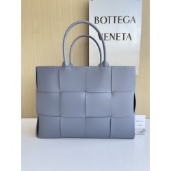 보테가베네타 Bottega Veneta Arco Tote 토트 백 680165