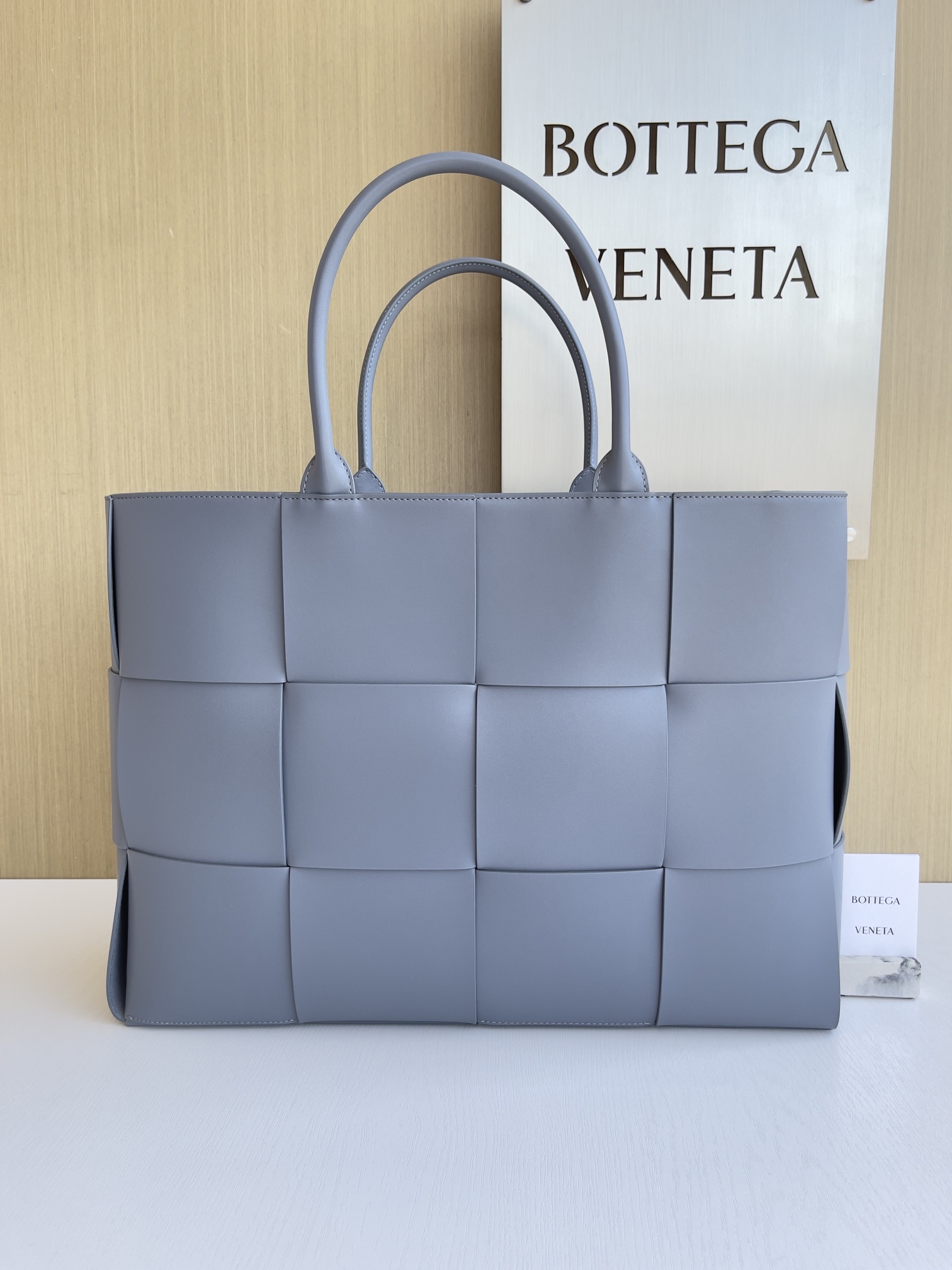 보테가베네타 Bottega Veneta Arco Tote 토트 백 680165