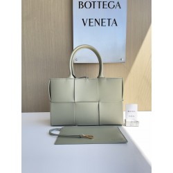 보테가베네타 Bottega Veneta Arco Tote 토트 백 652867
