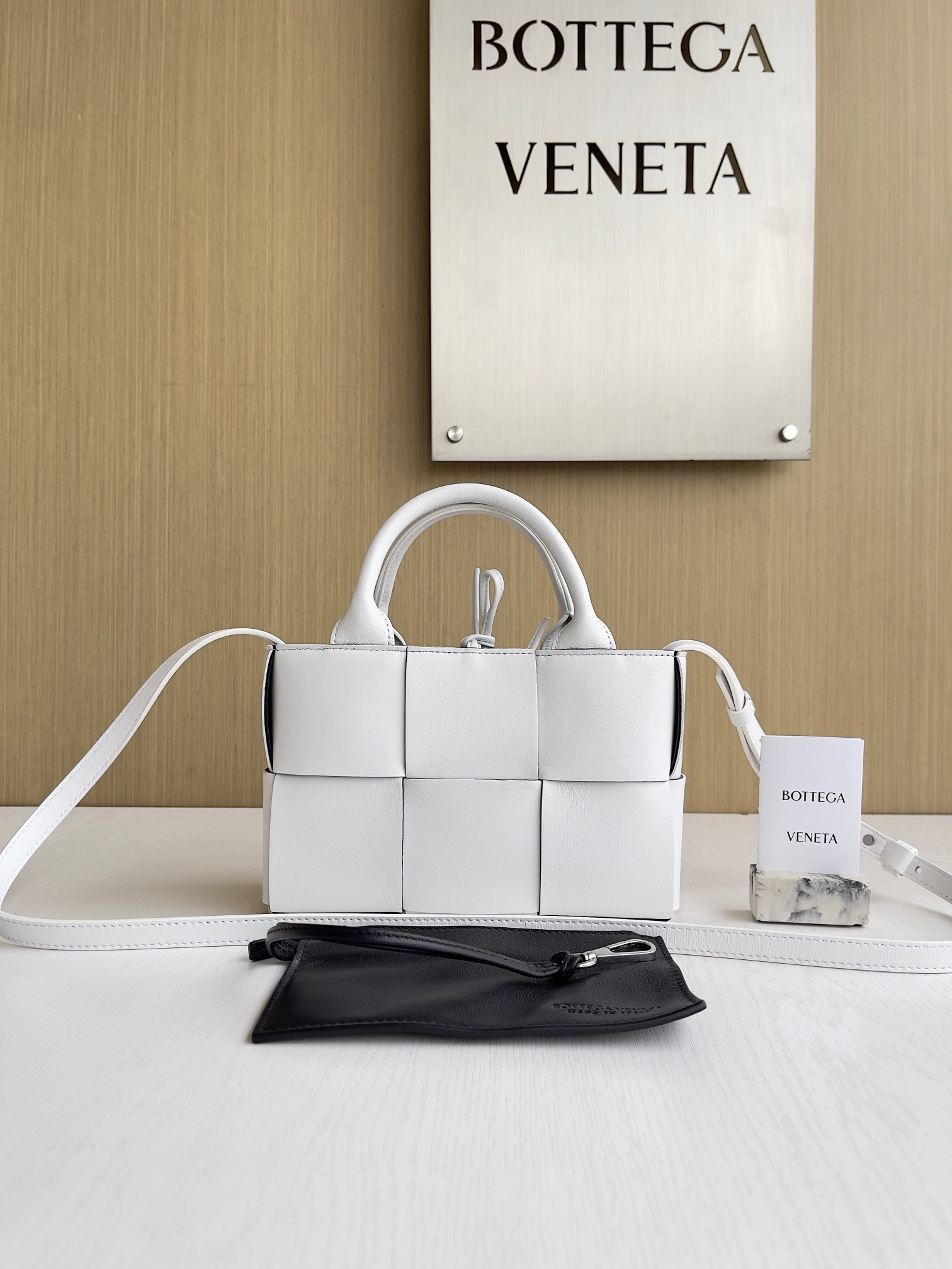 보테가베네타 Bottega Veneta Candy Arco 토트 백 729029