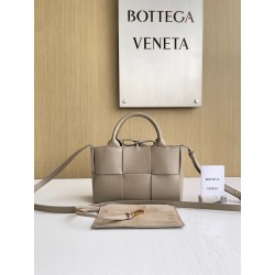 보테가베네타 Bottega Veneta Candy Arco 토트 백 729029