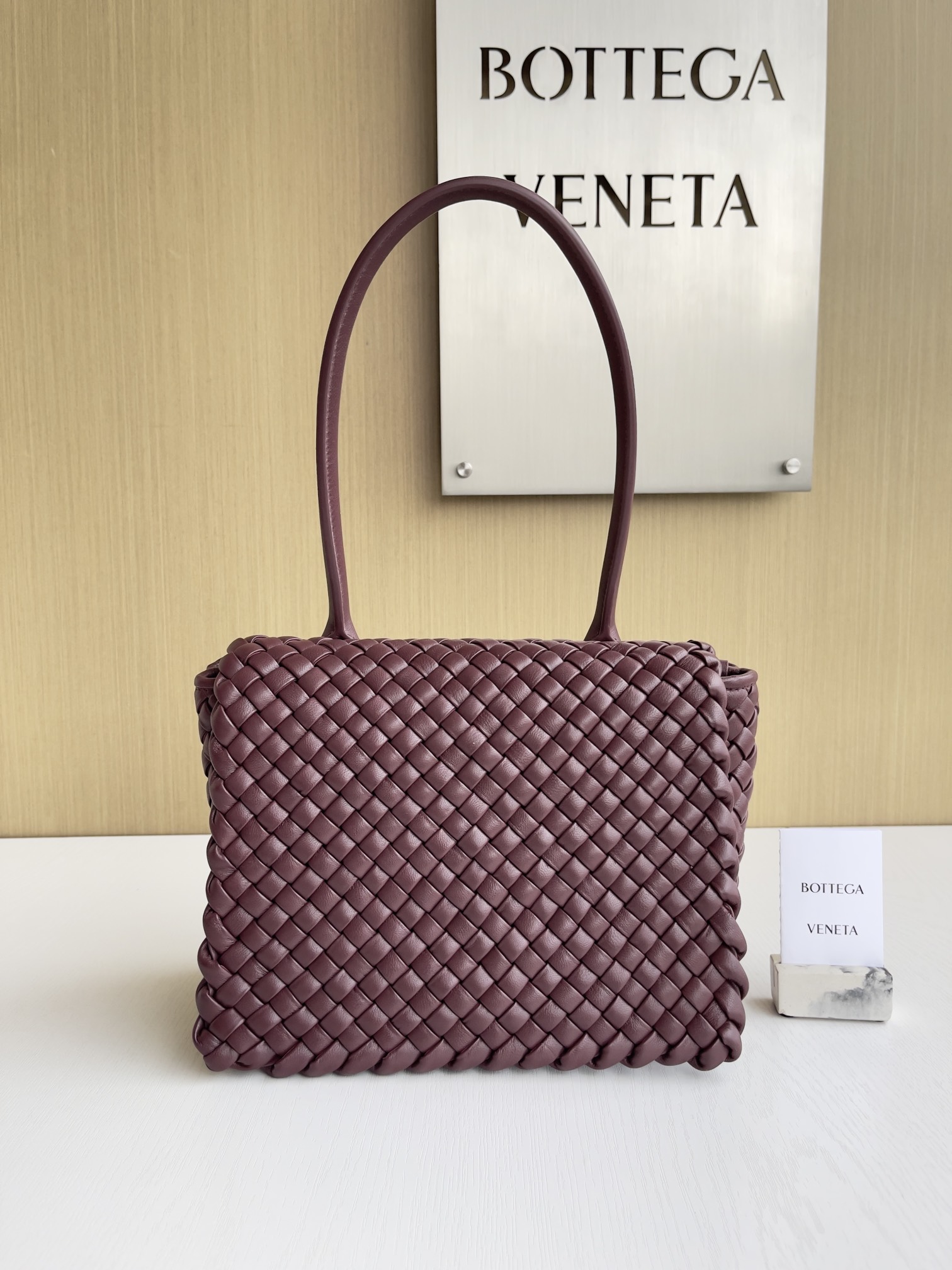 보테가베네타 Bottega Veneta Patti 탑 핸들백 709420