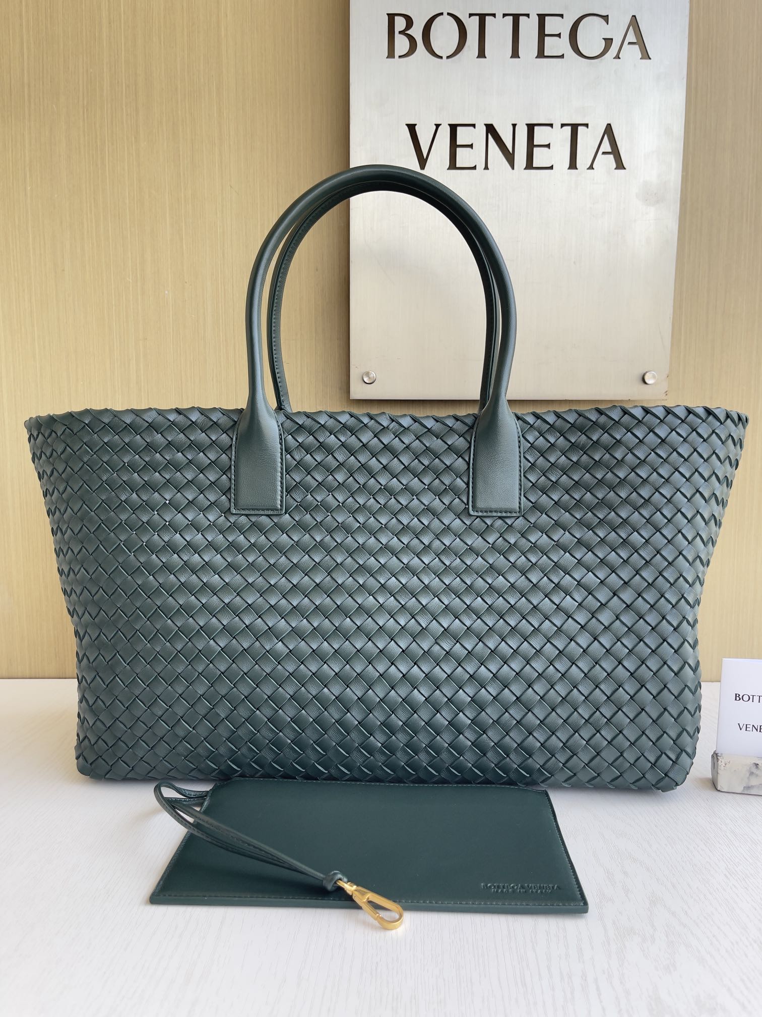 보테가베네타 Bottega Veneta  Cabat 608811