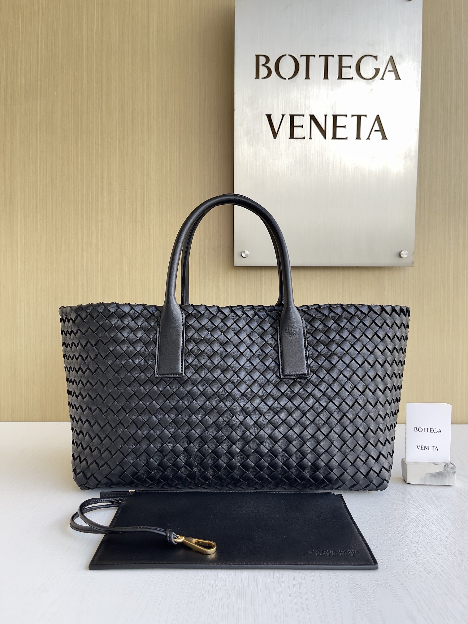 보테가베네타 Bottega Veneta Cabat 608810