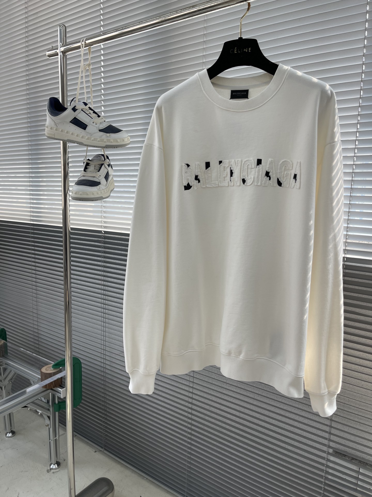 발렌시아가 Balenciaga 라운드 맨투맨
