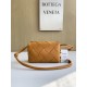 보테가베네타 Bottega Veneta Cassette 크로스 백 709417