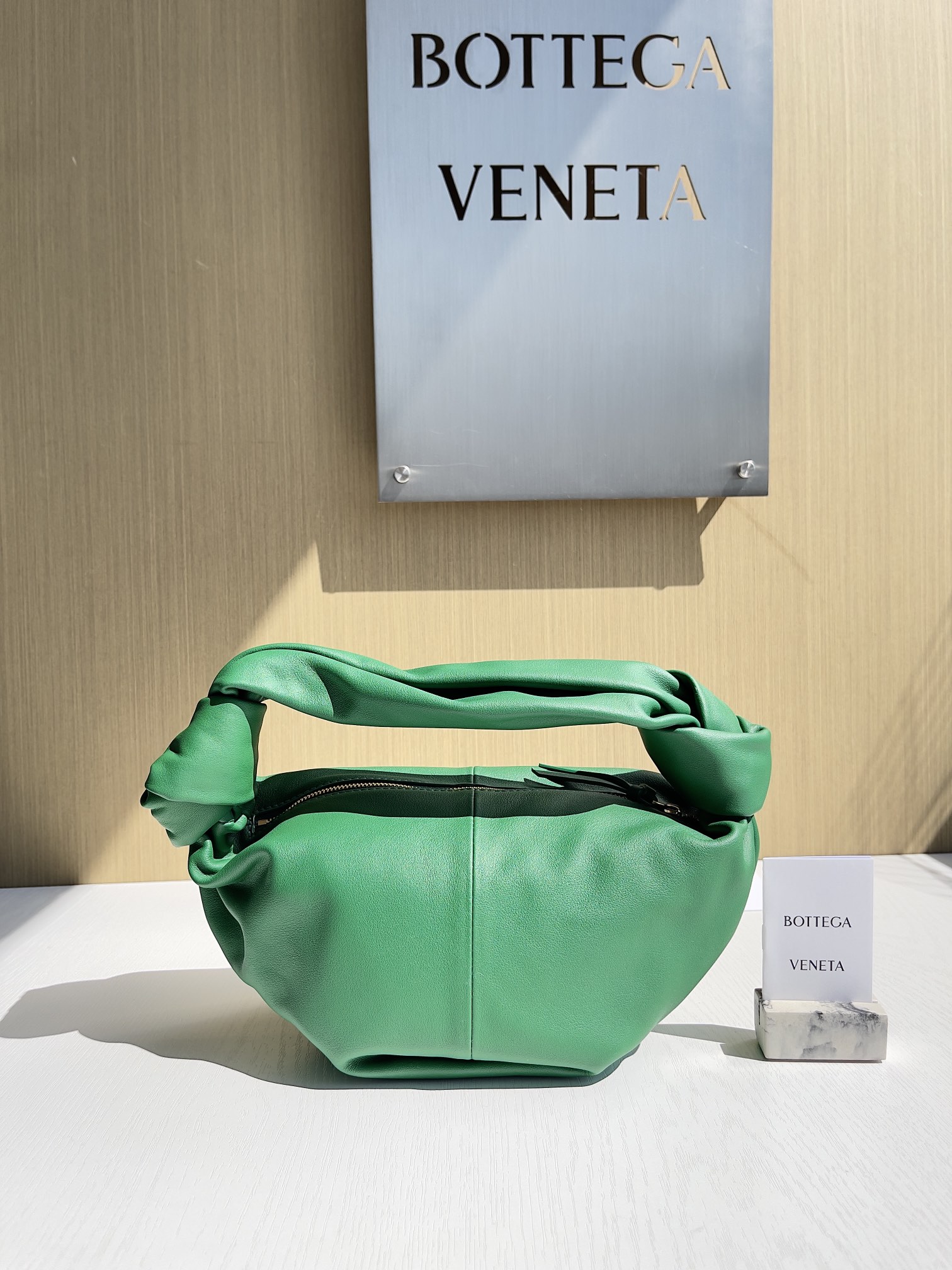 보테가베네타 Bottega Veneta 탑 핸들백 629635