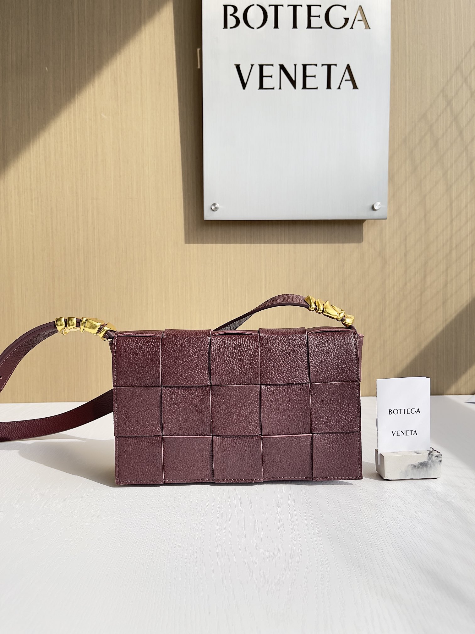 보테가 베네타 Bottega Veneta Cassette 666870