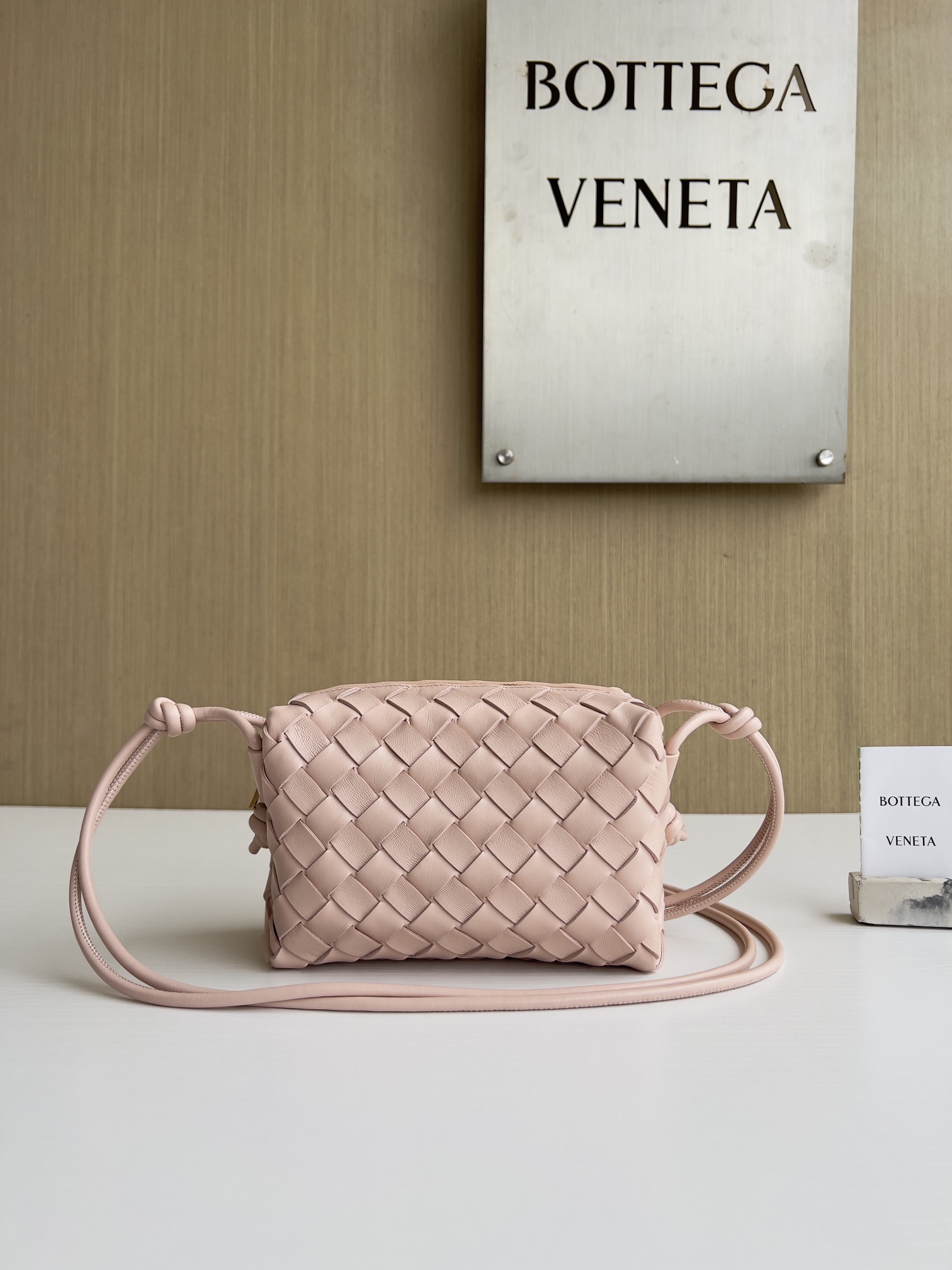 보테가 베네타 Bottega Veneta MINI Loop 723547