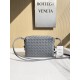 보테가베네타 Bottega Veneta Loop 680255