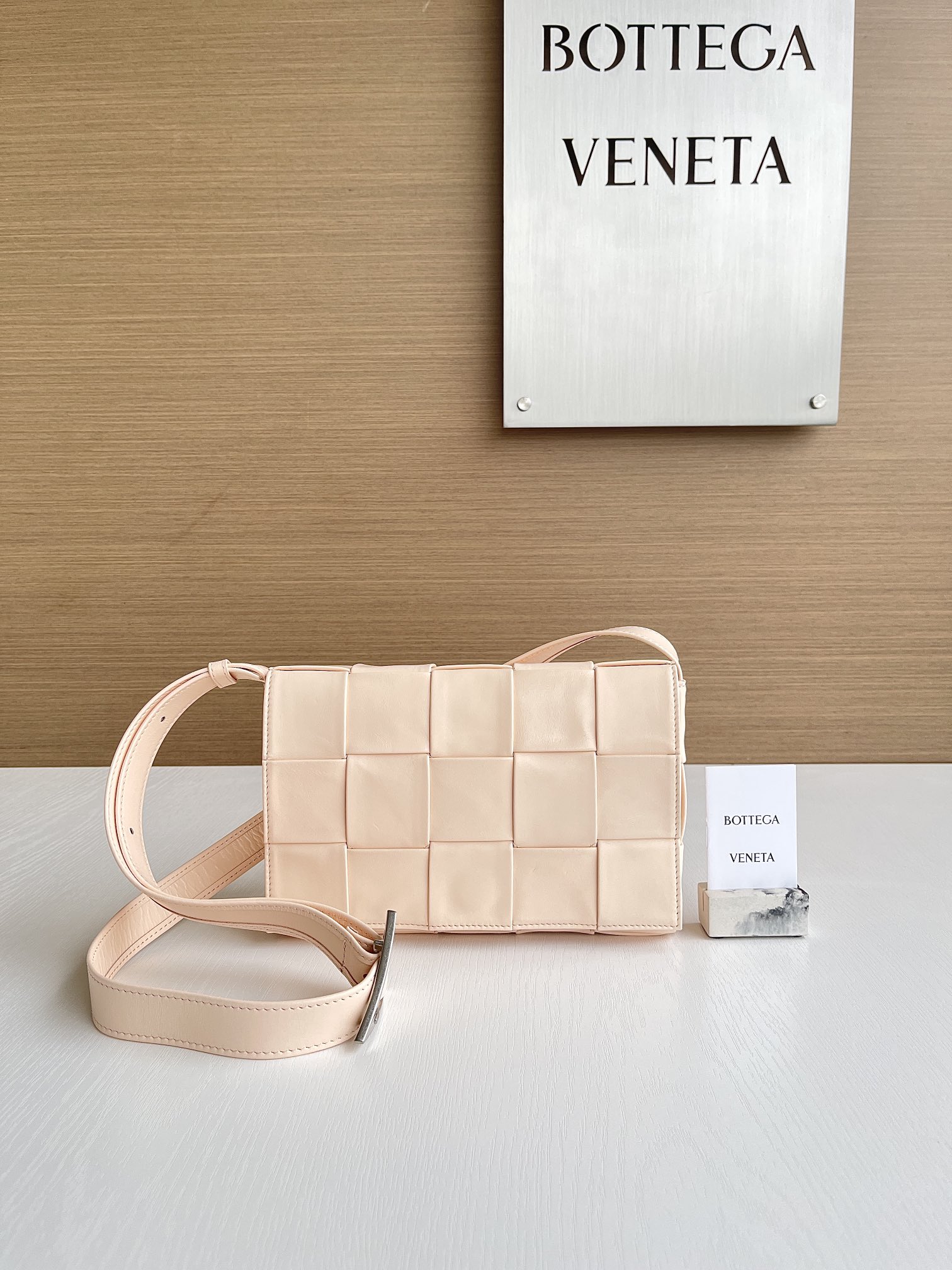 보테가베네타 Bottega Veneta Cassette 크로스 백 667298