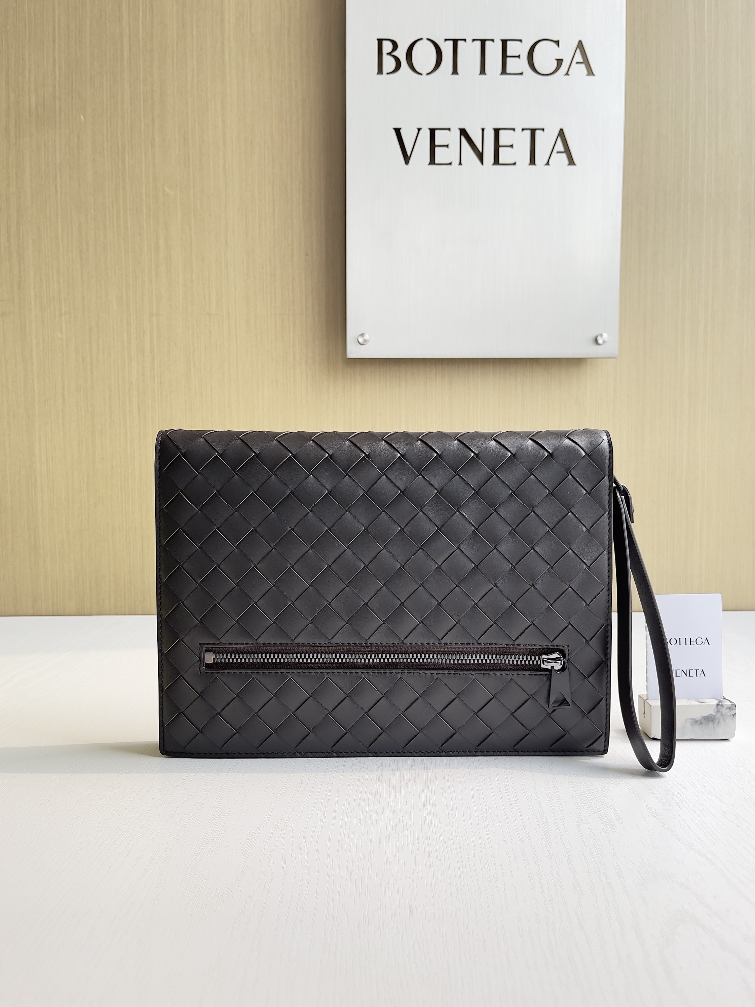 보테가베네타 Bottega Veneta Intrecciato 클러치 693675