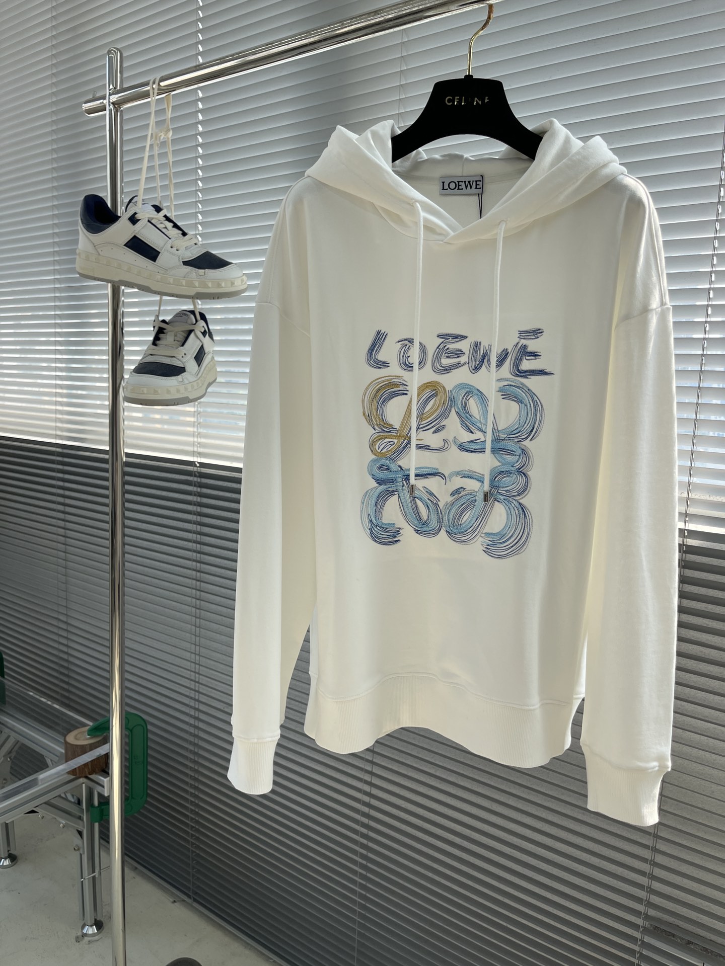 로에베 LOEWE 후드 맨투맨