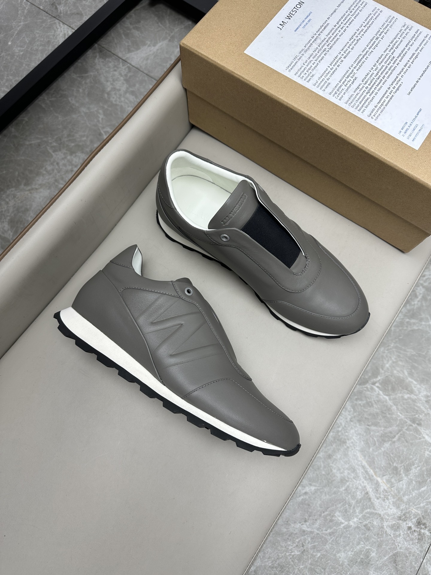 J.M.WESTON 스니커즈