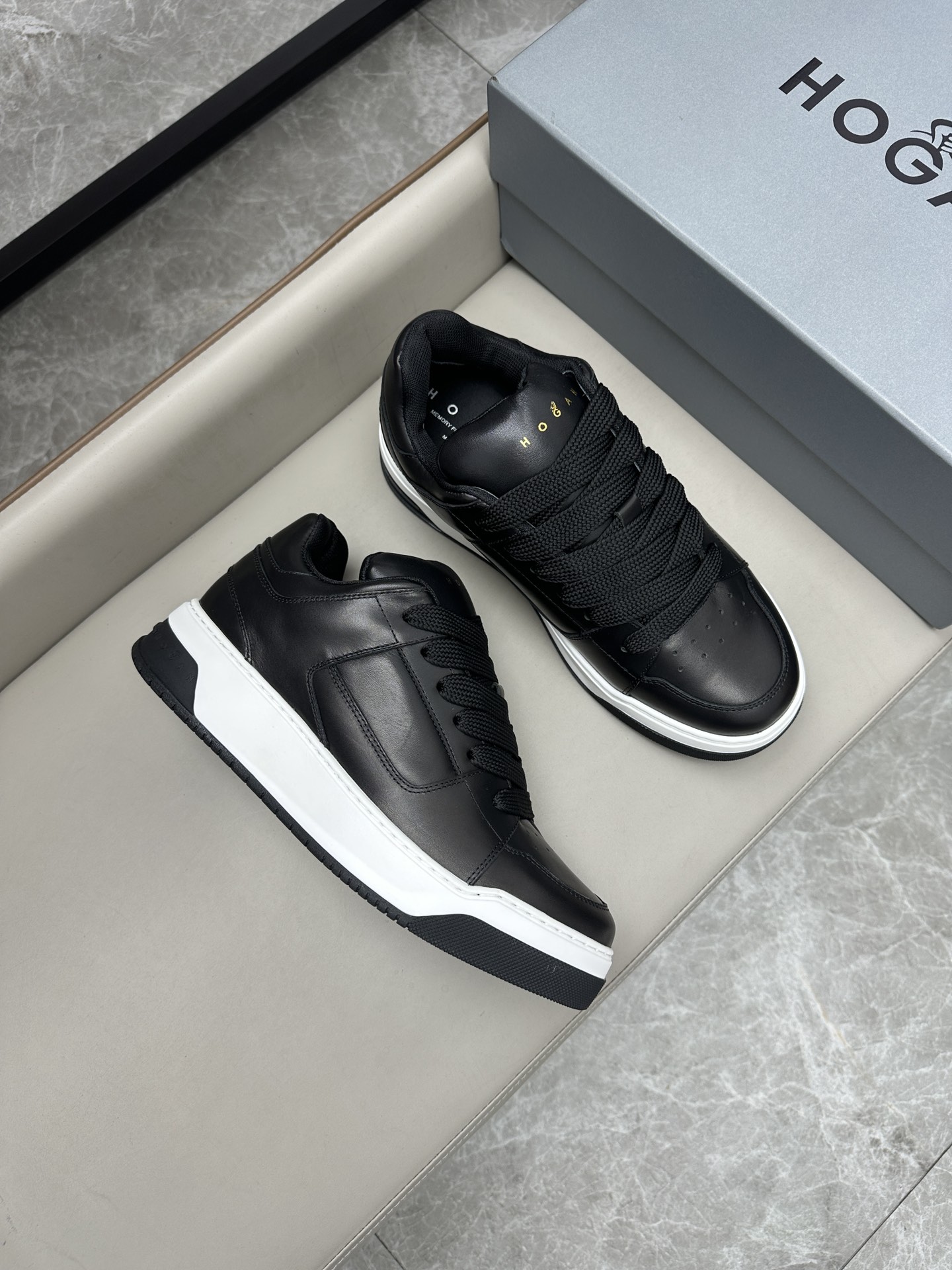 호간 Hogan 스니커즈