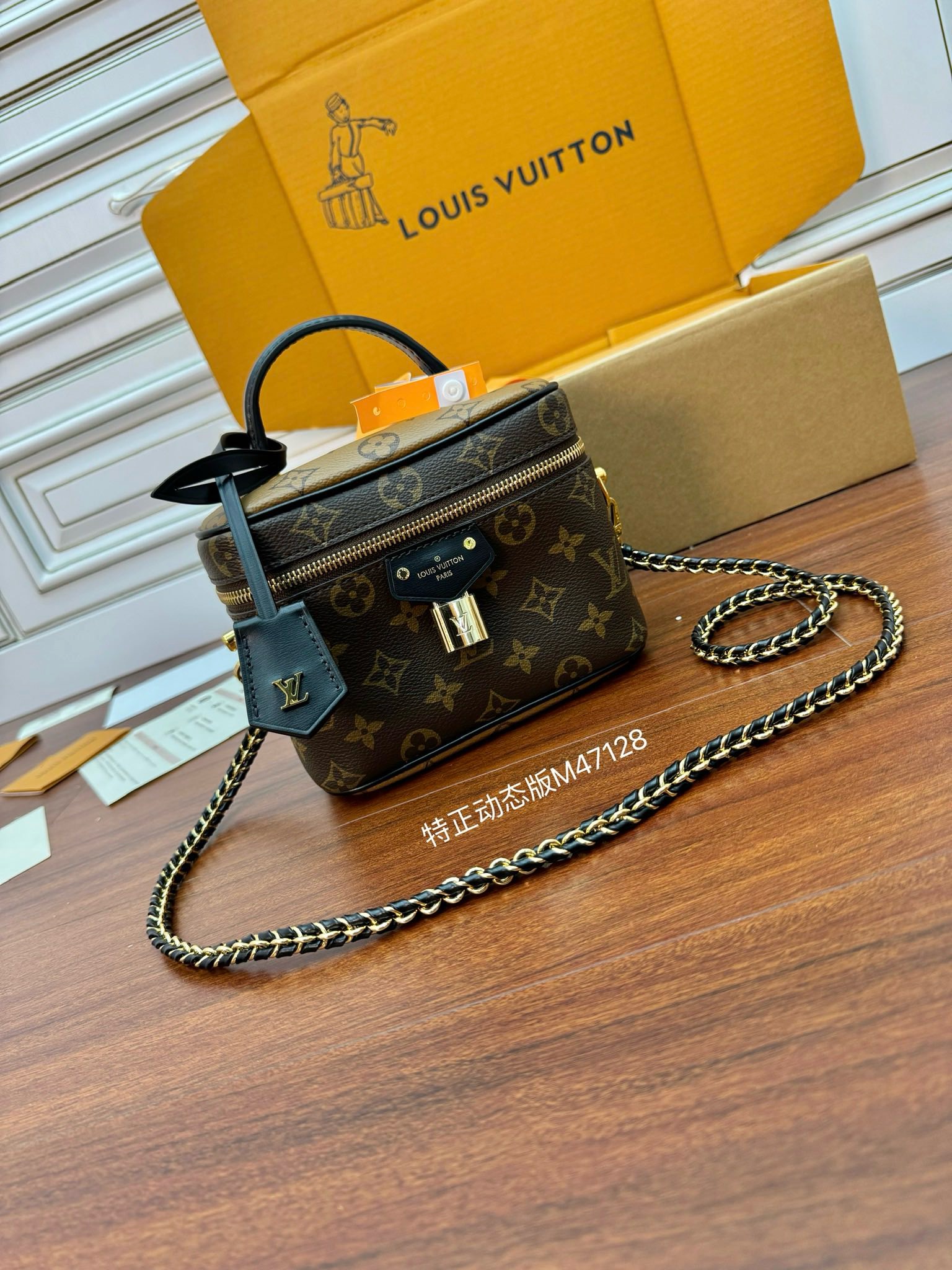 루이비통 Louis Vuitton M47128 Vanity  탑 핸들백 19CM