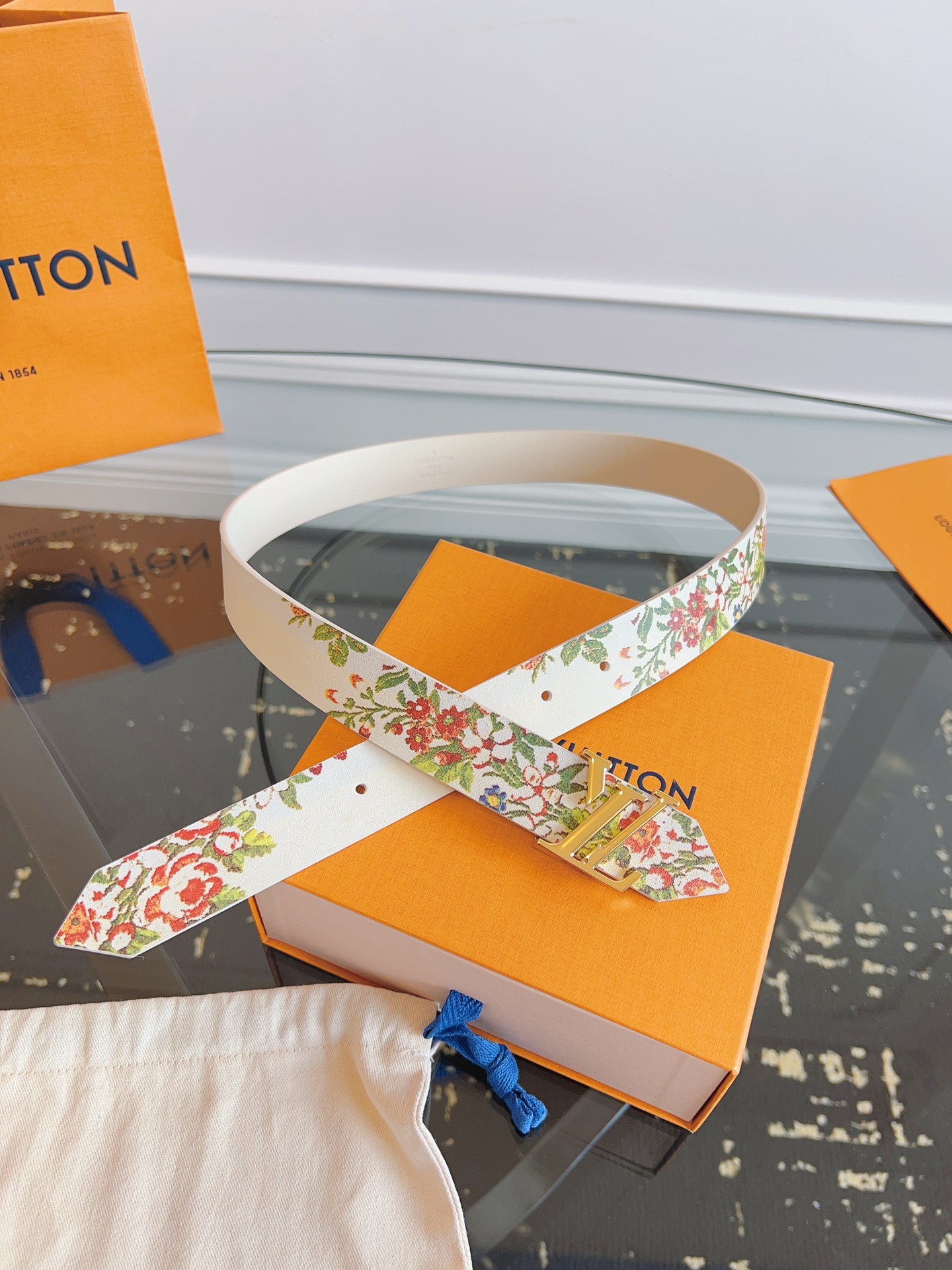 루이비통 Louis Vuitton 벨트 30mm