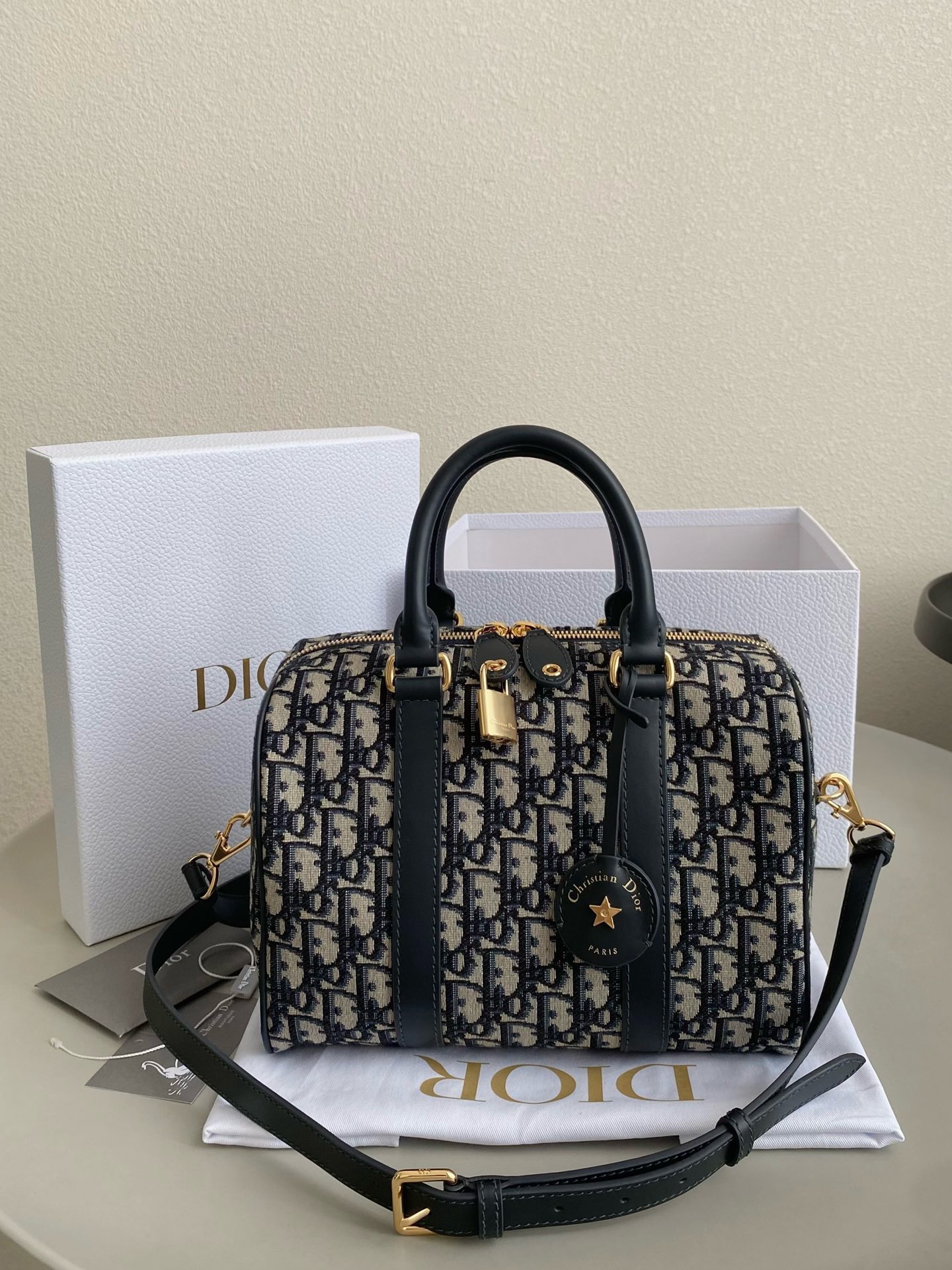 디올 Dior 7023 Groove 탑 핸들백 25CM