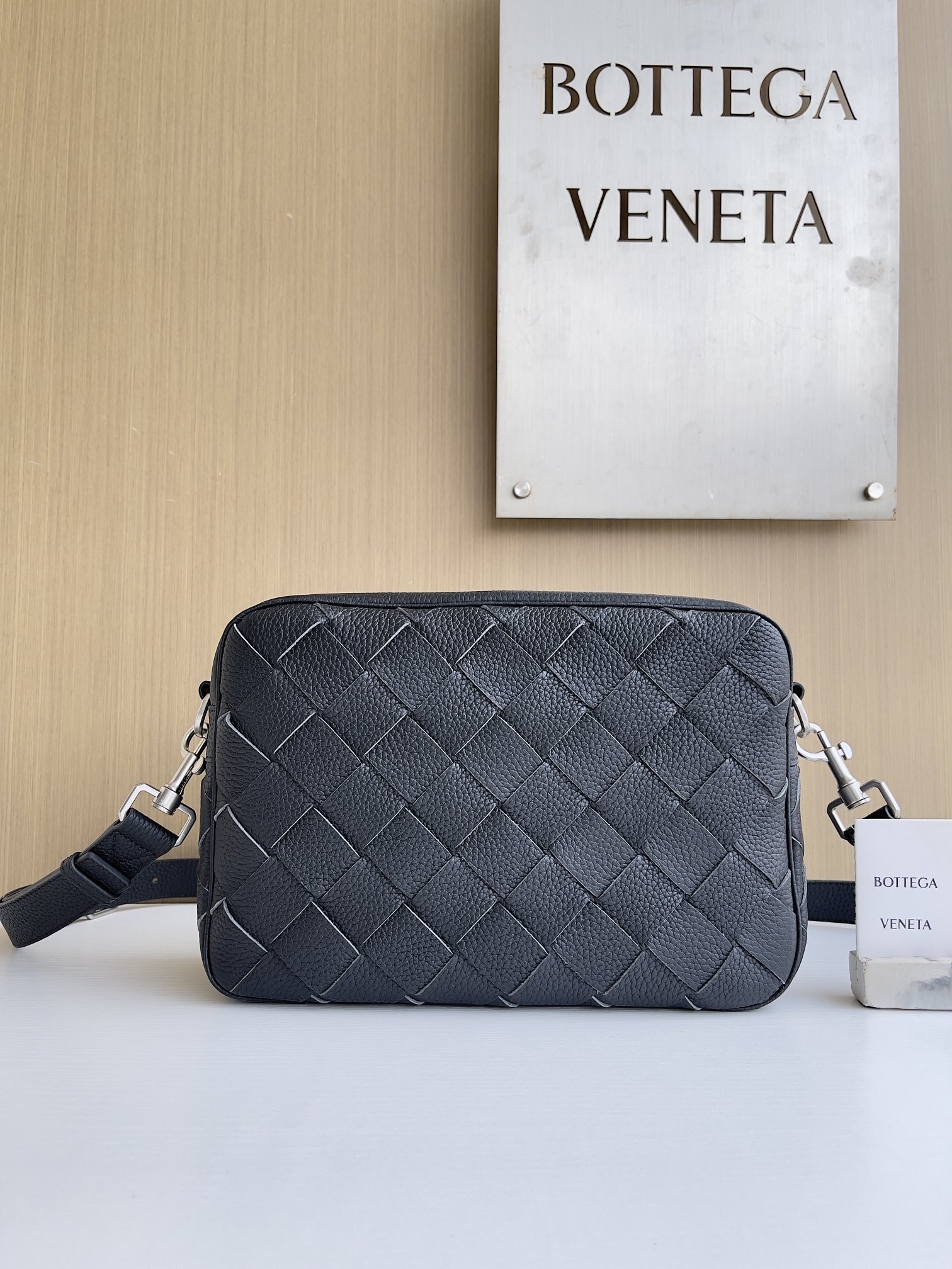 보테가베네타 Bottega Veneta Intrecciato 크로스 백 755925