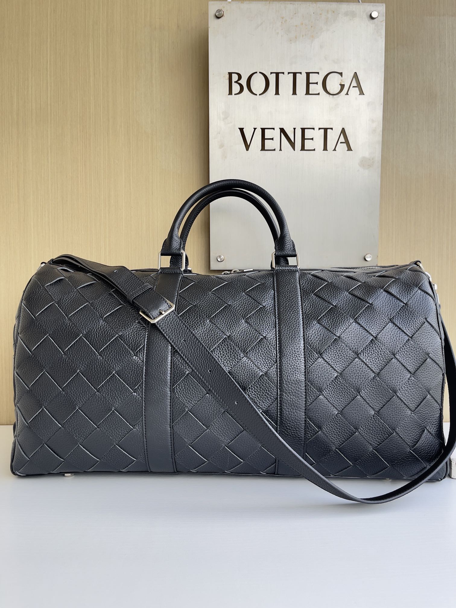 보테가베네타 Bottega Veneta 여행 가방 795287
