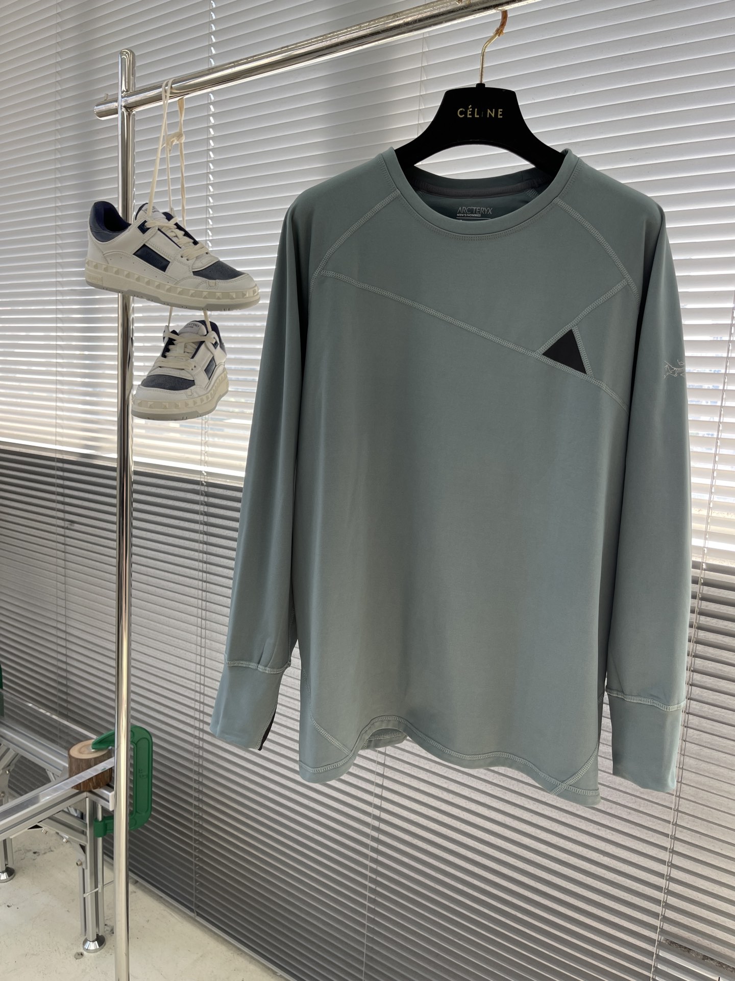 아크테릭스 ARC'TERYX 긴팔 티셔츠
