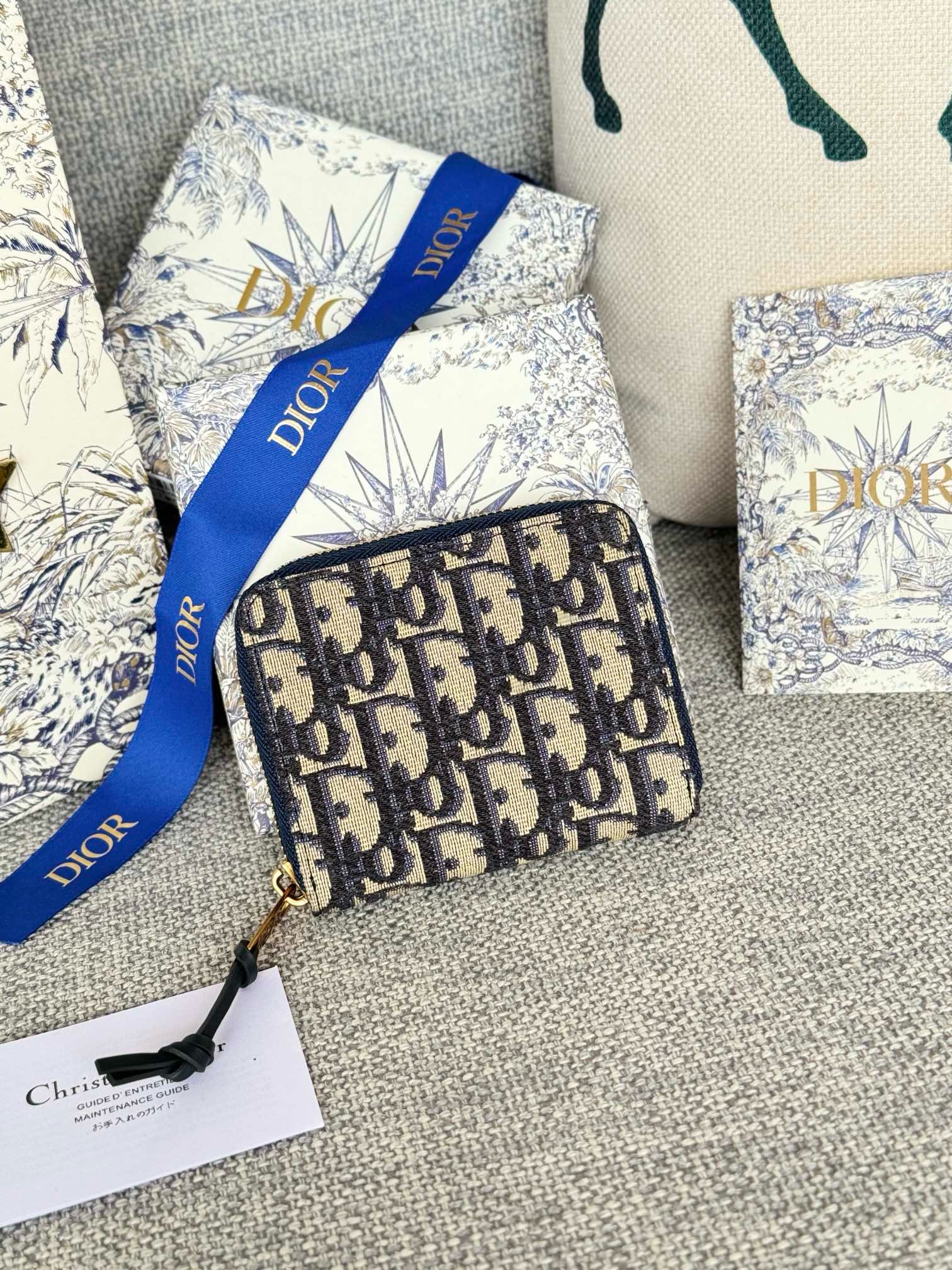 디올 Dior S5537 동전지갑 12CM