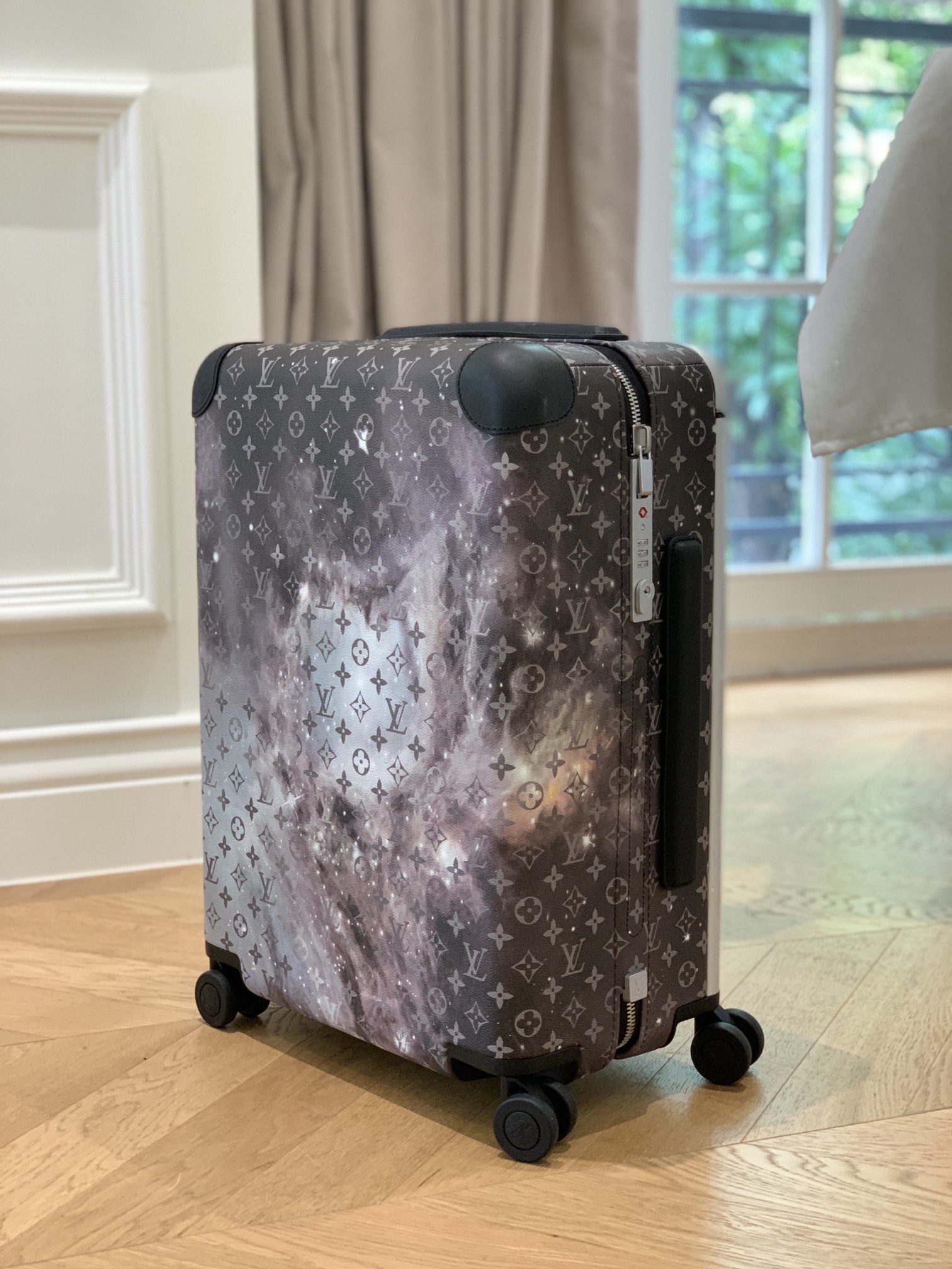 루이비통 Louis Vuitton 캐리어 55CM