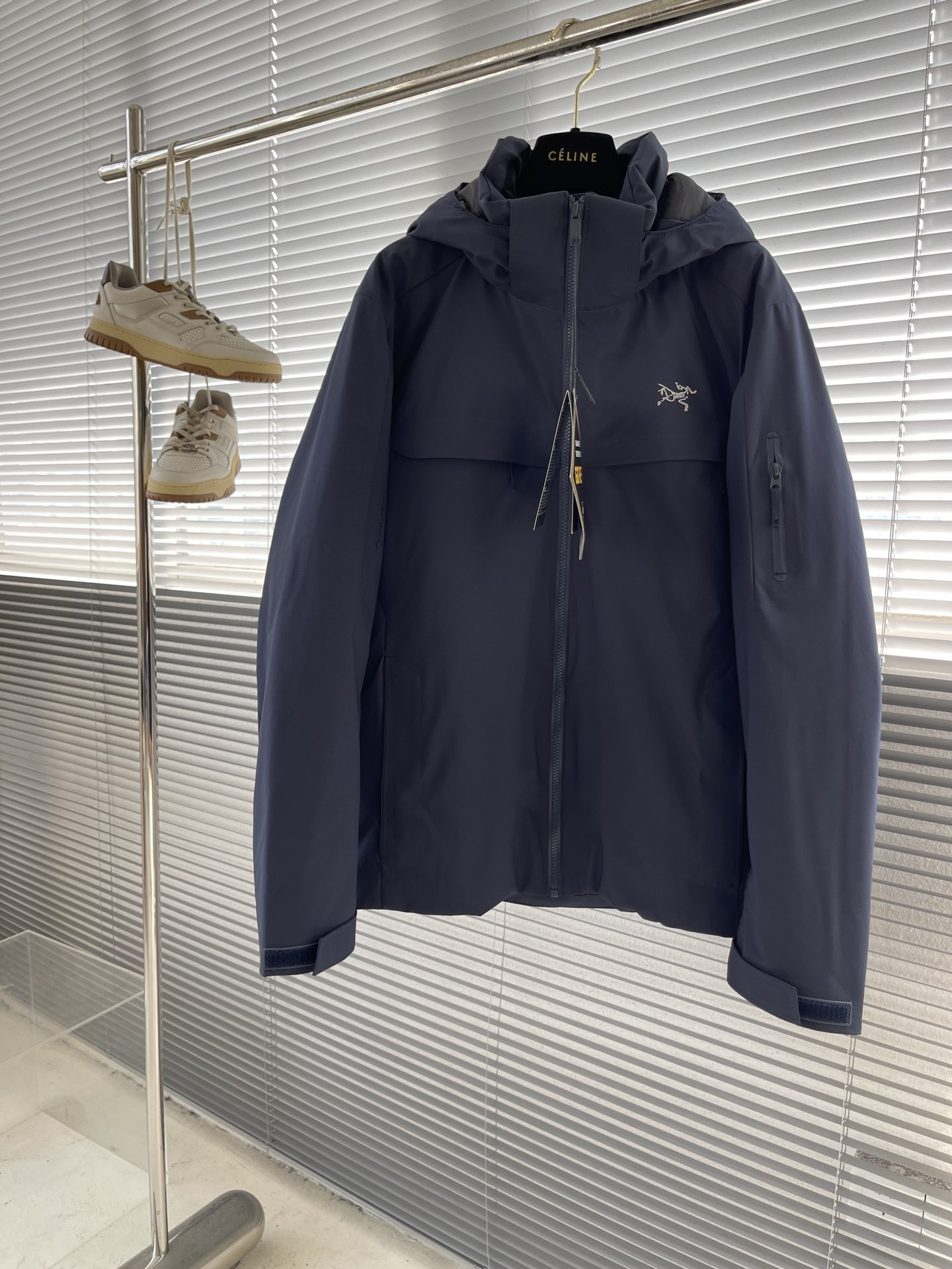 아크테릭스 ARC'TERYX 패딩