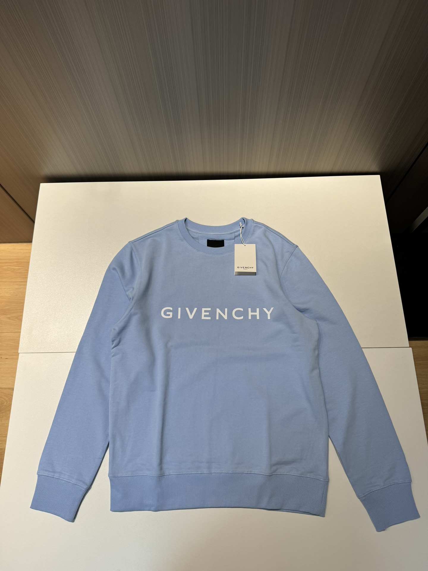 지방시 Givenchy 라운드 맨투맨