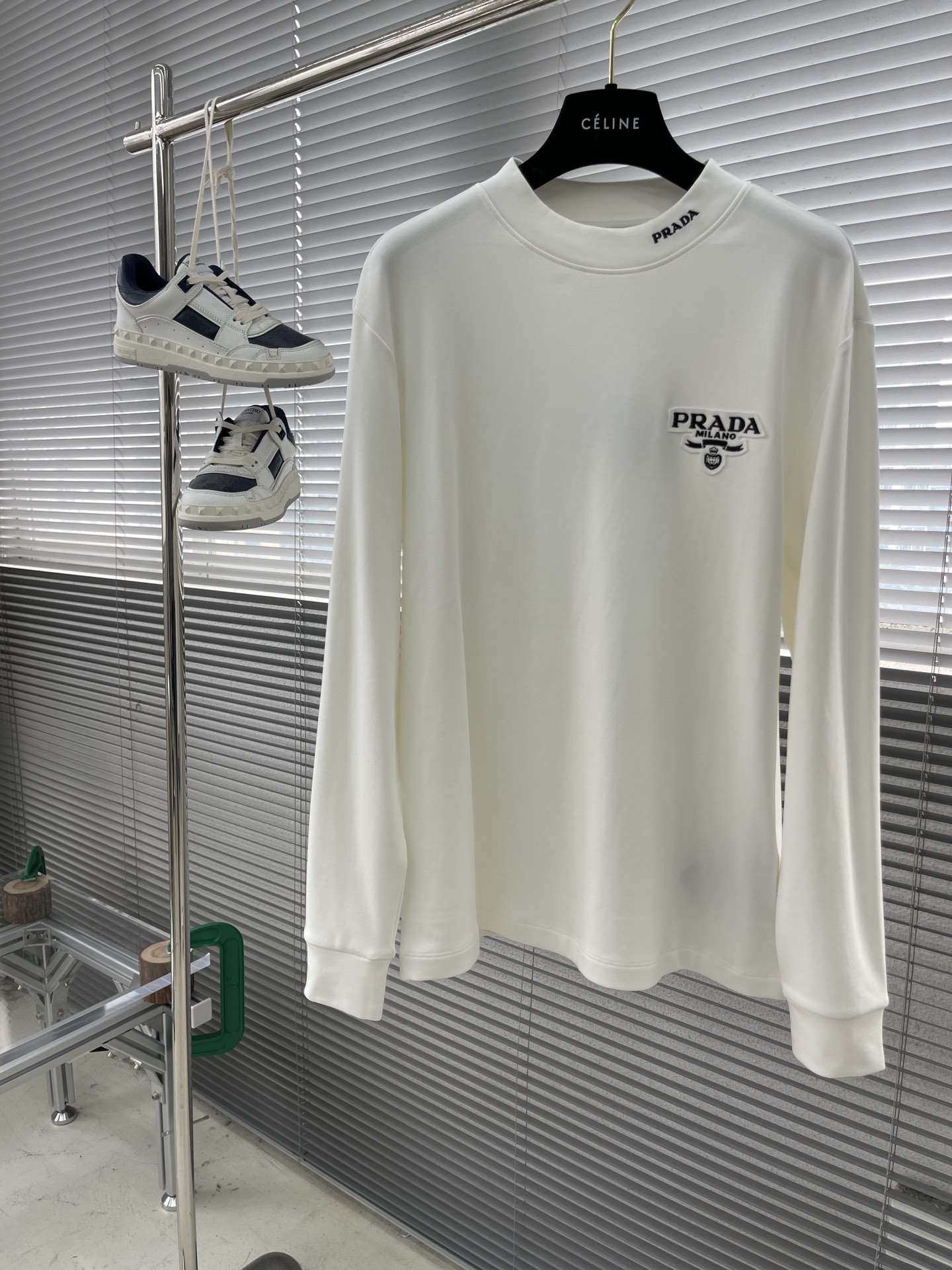 프라다 Prada 긴팔 티셔츠