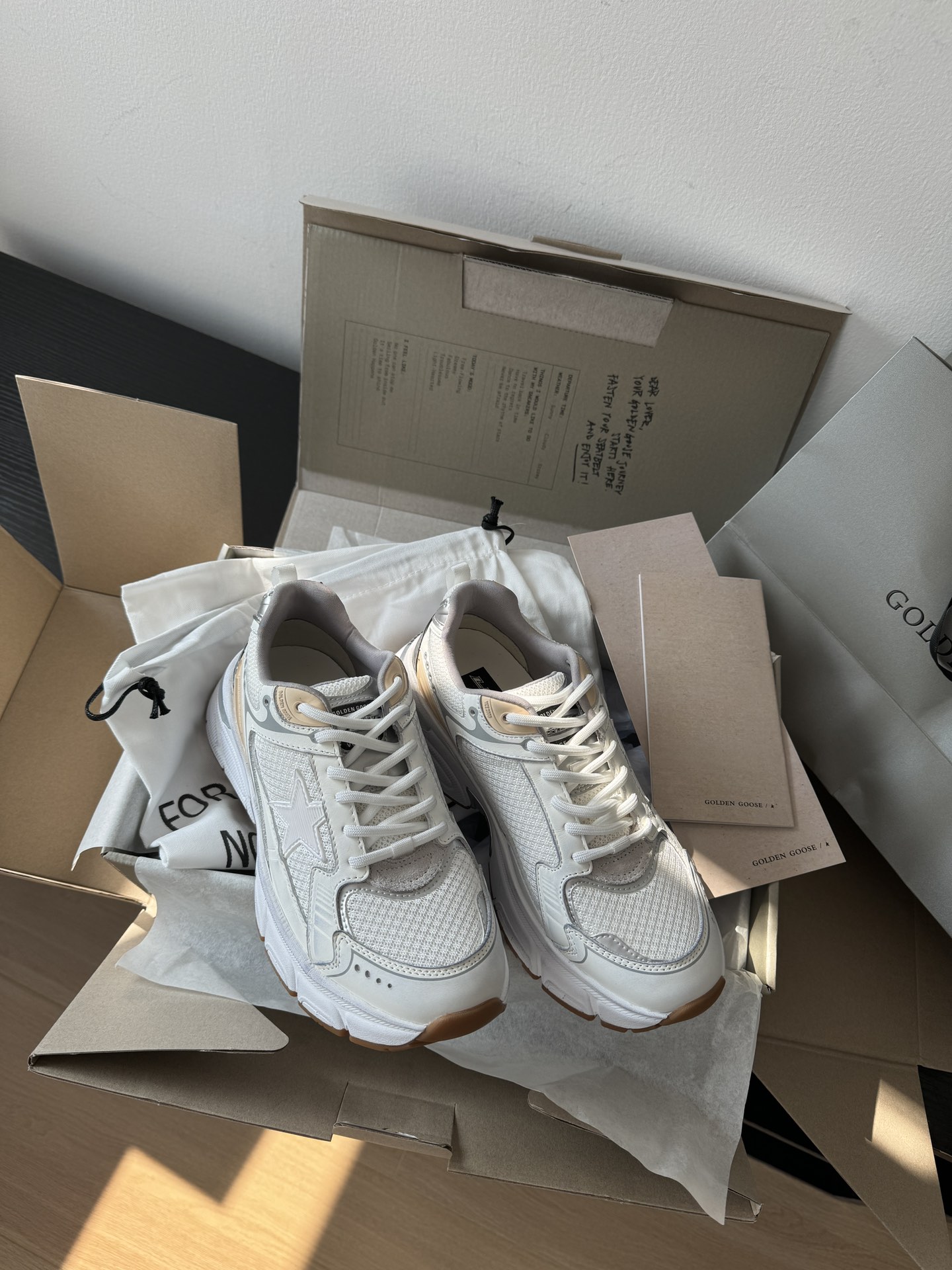 골든구스 Golden Goose 스니커즈