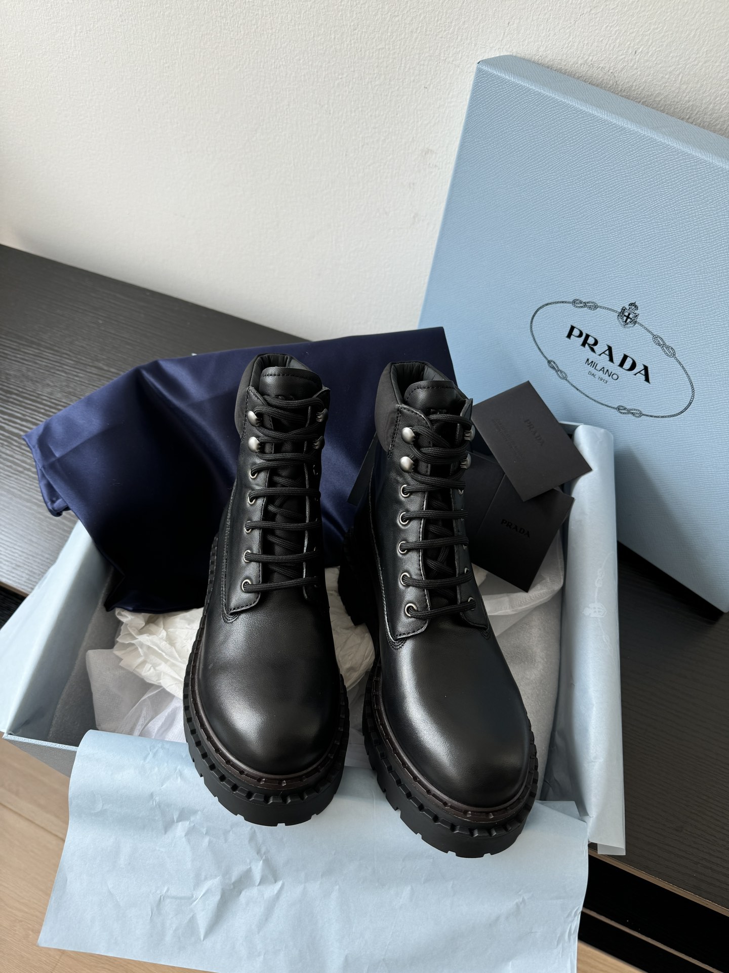 프라다 Prada 부츠