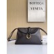 보테가베네타 Bottega Veneta Liberta Cross Body Bag 806030